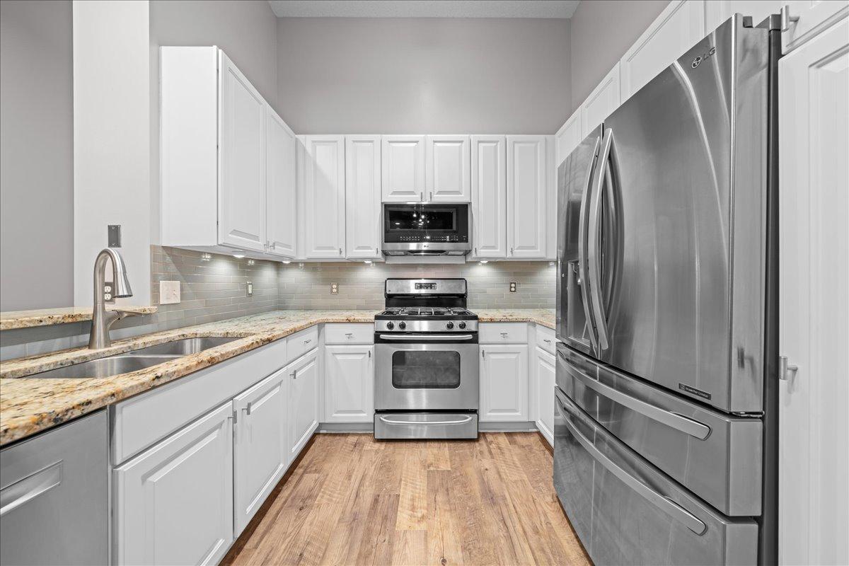 View of Residential at 2226 Saint Johns Circle, Woodbury MN 55129, Woodbury (7 of 48) - Mike Wilen | Minnesota Team Real Estate