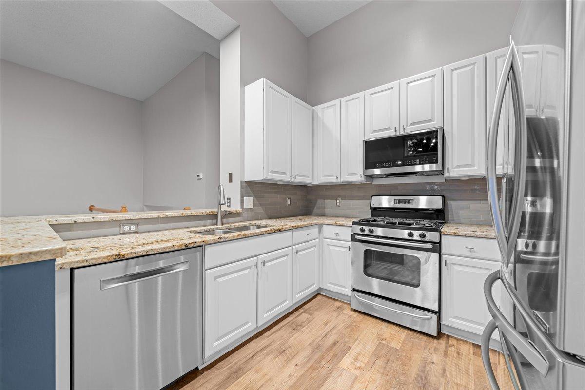 View of Residential at 2226 Saint Johns Circle, Woodbury MN 55129, Woodbury (6 of 48) - Mike Wilen | Minnesota Team Real Estate