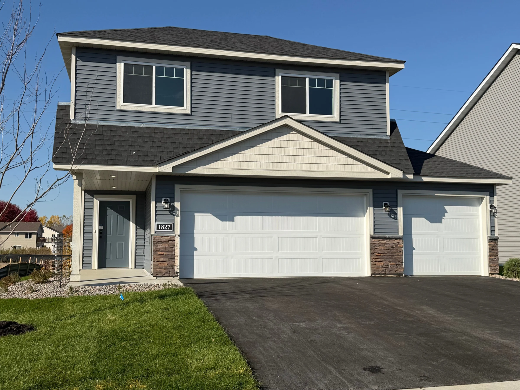 View of Single Family at 1827 Pierce Street, Cambridge - Mike Wilen | Minnesota Team Real Estate