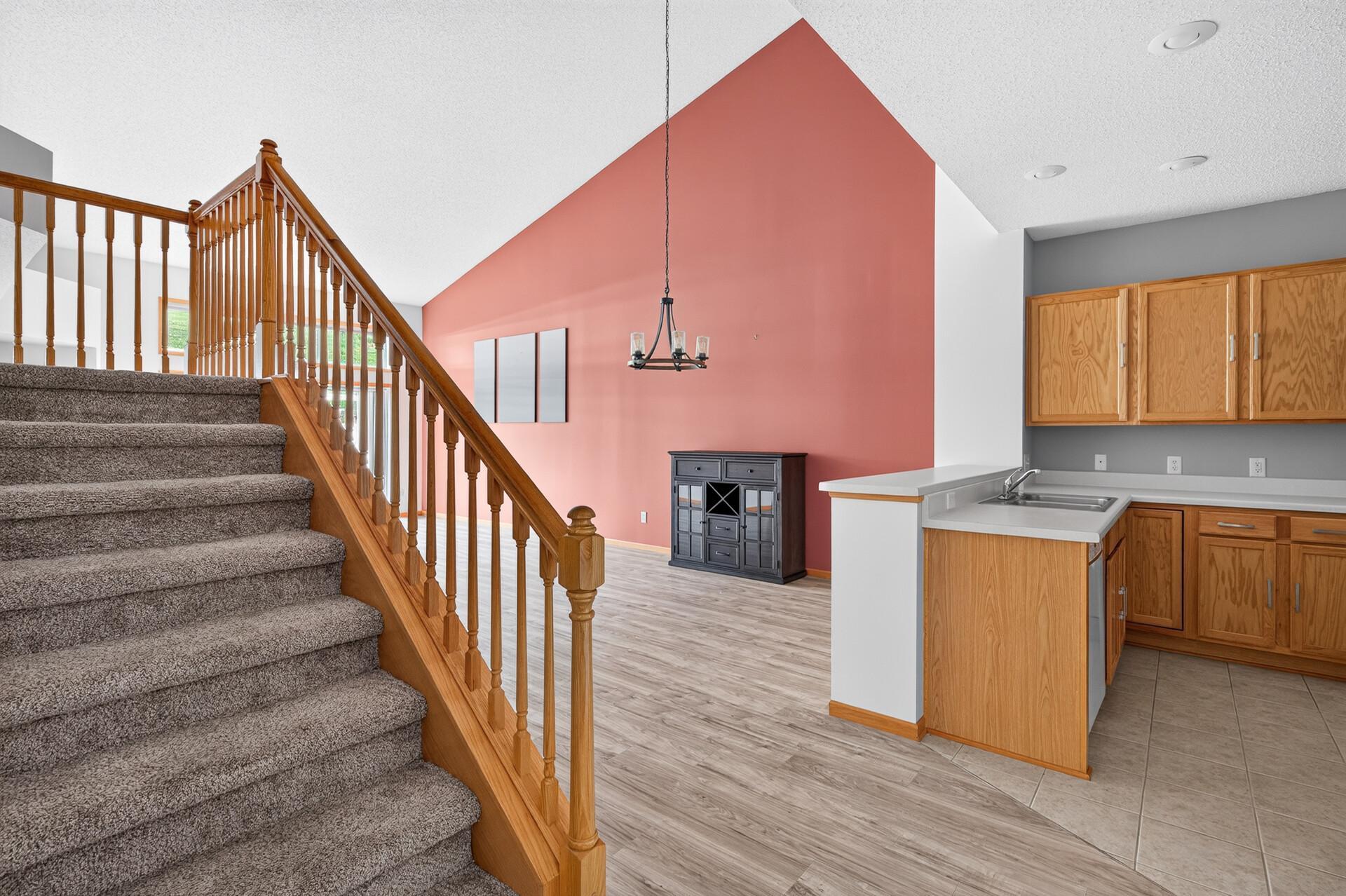 View of Residential at 4527 Bloomberg Lane, Inver Grove Heights MN 55076, Inver Grove Heights (6 of 29) - Mike Wilen | Minnesota Team Real Estate