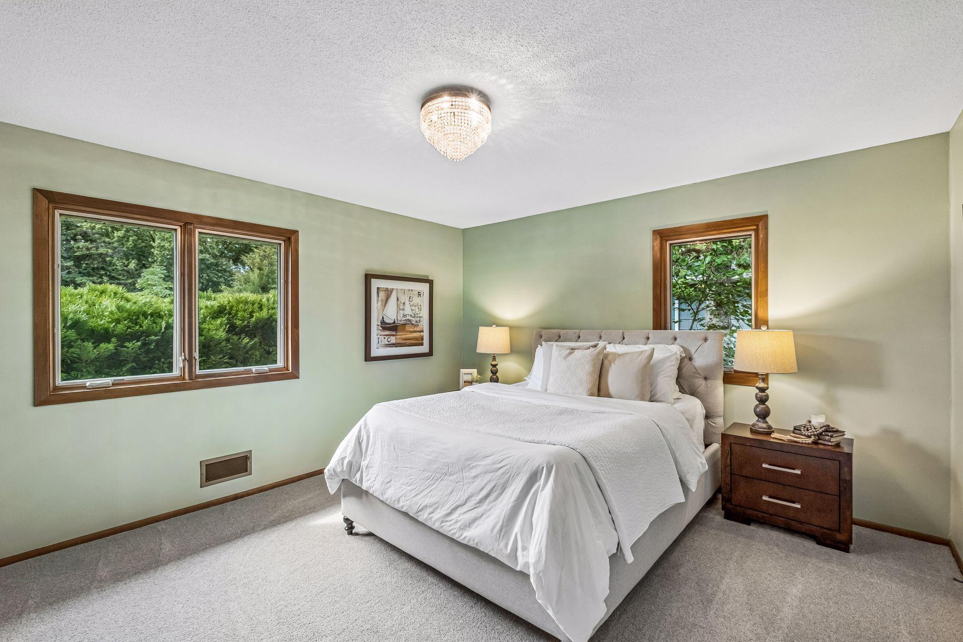View of Residential at 10800 Oak Knoll Terrace, Minnetonka MN 55305, Minnetonka (12 of 25) - Mike Wilen | Minnesota Team Real Estate