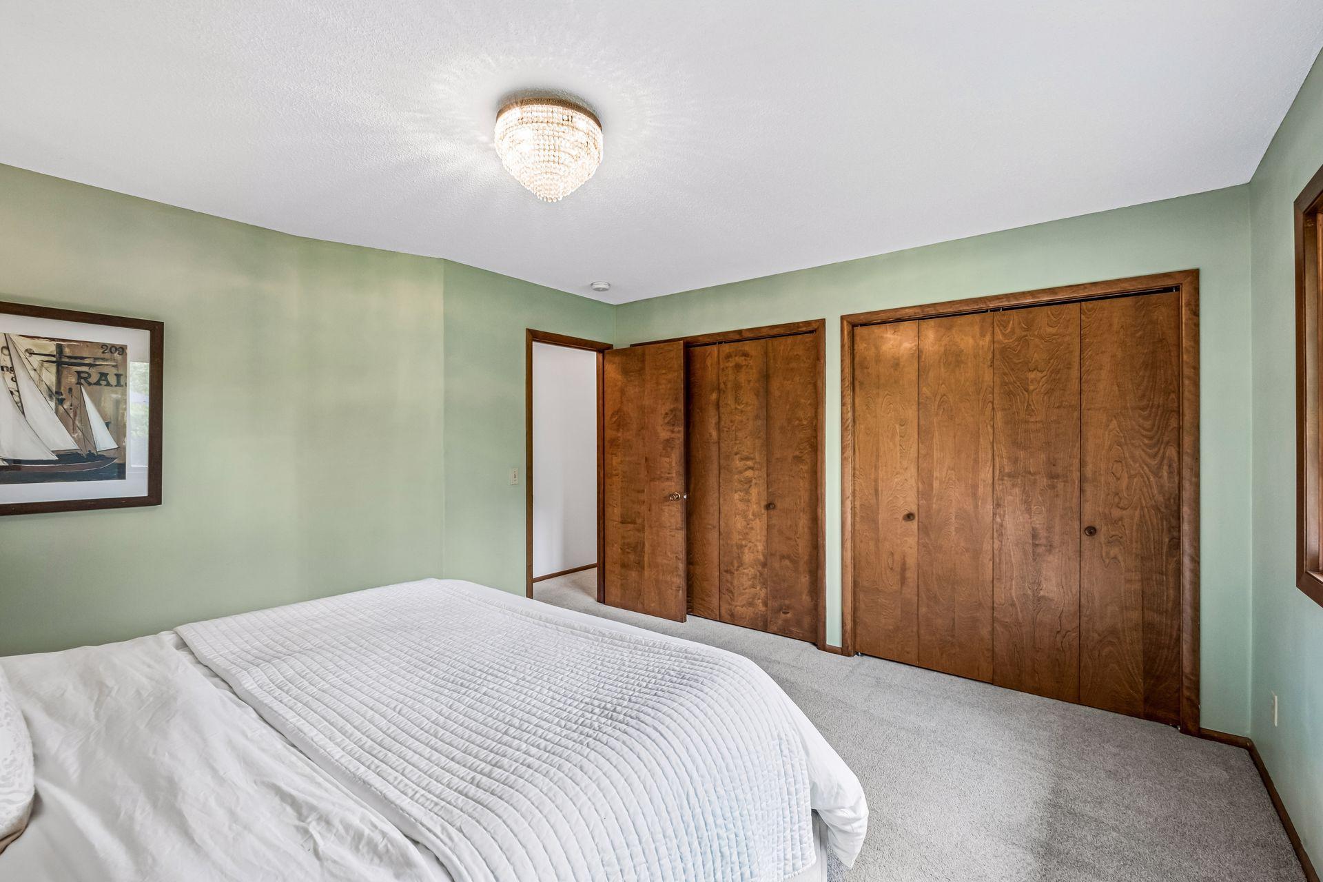 View of Residential at 10800 Oak Knoll Terrace, Minnetonka MN 55305, Minnetonka (13 of 25) - Mike Wilen | Minnesota Team Real Estate