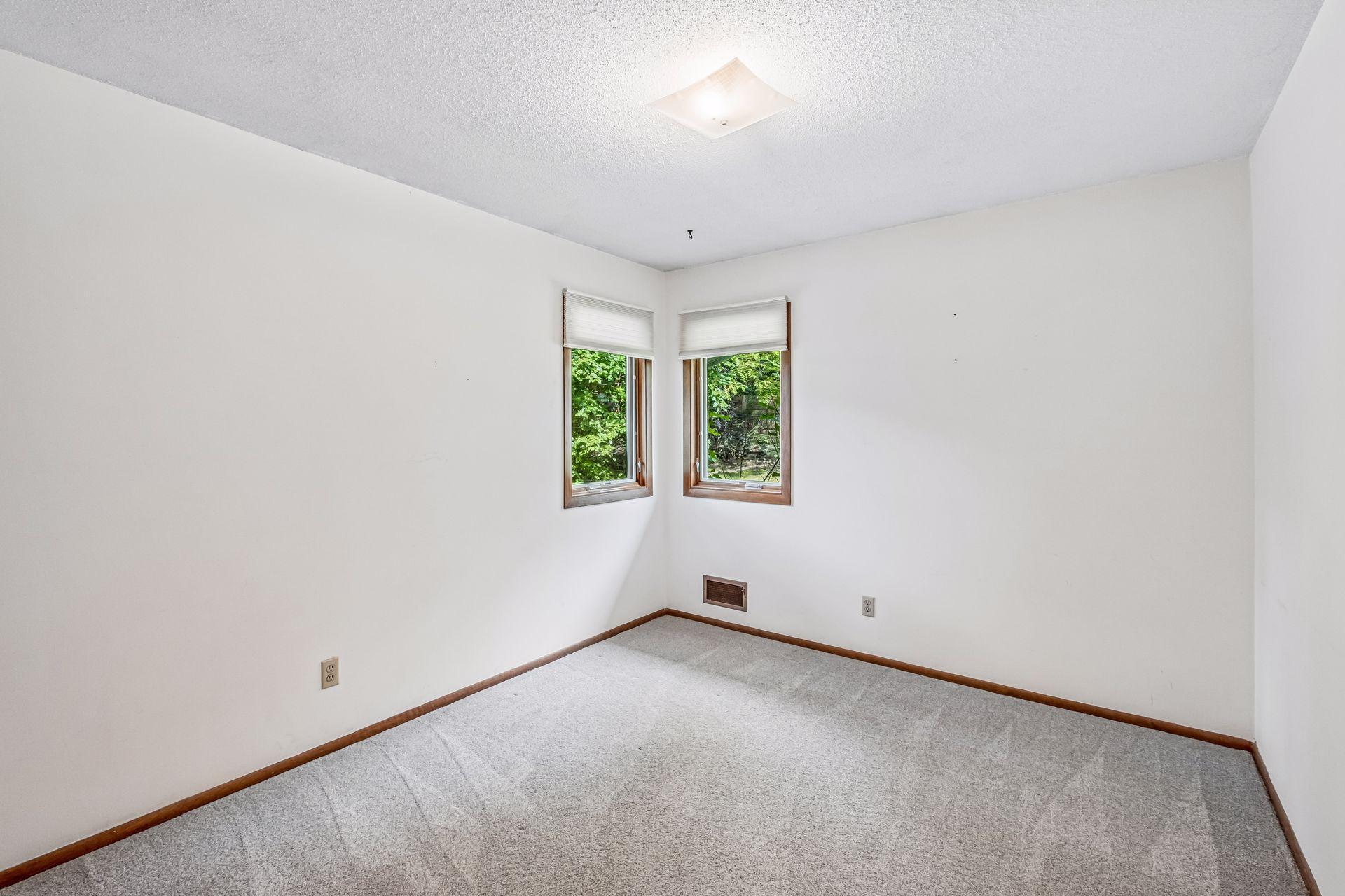 View of Residential at 10800 Oak Knoll Terrace, Minnetonka MN 55305, Minnetonka (14 of 25) - Mike Wilen | Minnesota Team Real Estate