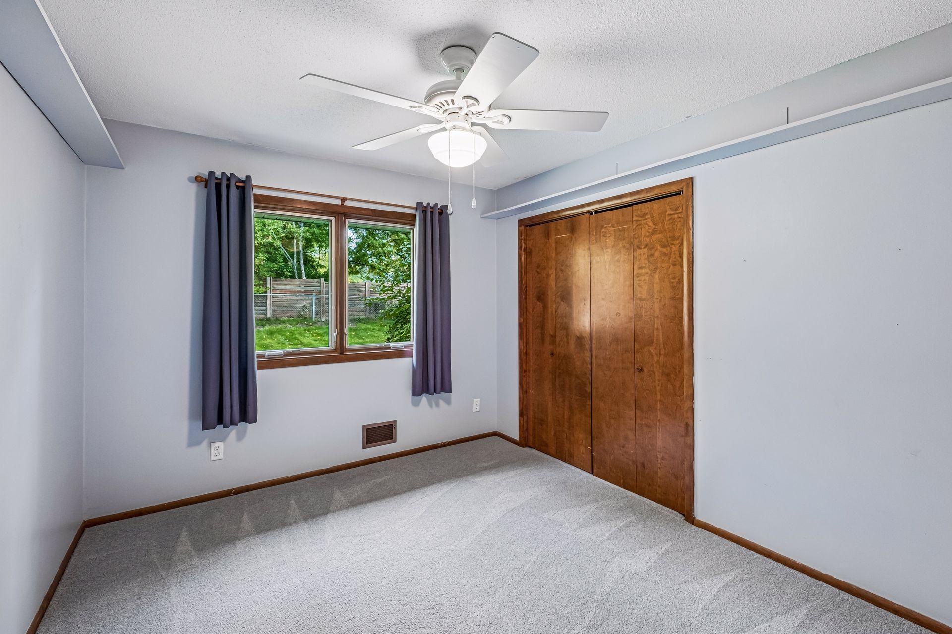 View of Residential at 10800 Oak Knoll Terrace, Minnetonka MN 55305, Minnetonka (16 of 25) - Mike Wilen | Minnesota Team Real Estate