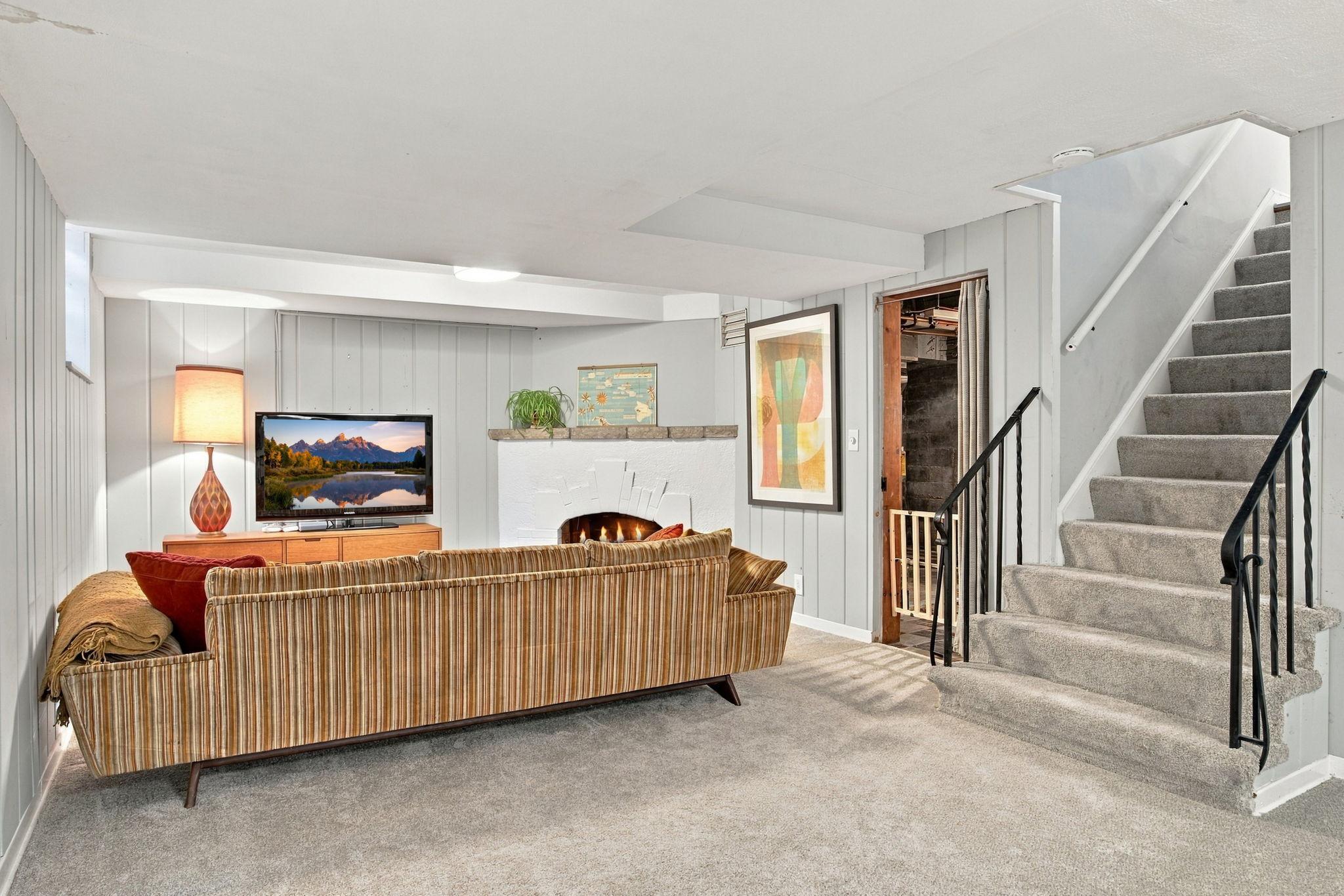 View of Residential at 5632 10th Avenue, Minneapolis MN 55417, Minneapolis (39 of 56) - Mike Wilen | Minnesota Team Real Estate