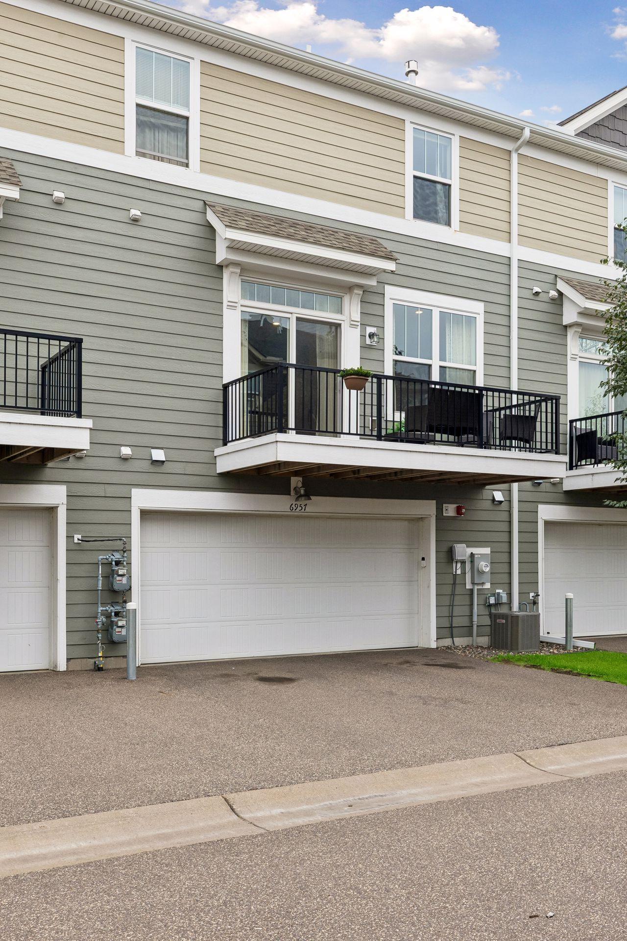 View of Residential at 6957 Locke Pointe Drive, Fridley MN 55432, Fridley (42 of 45) - Mike Wilen | Minnesota Team Real Estate