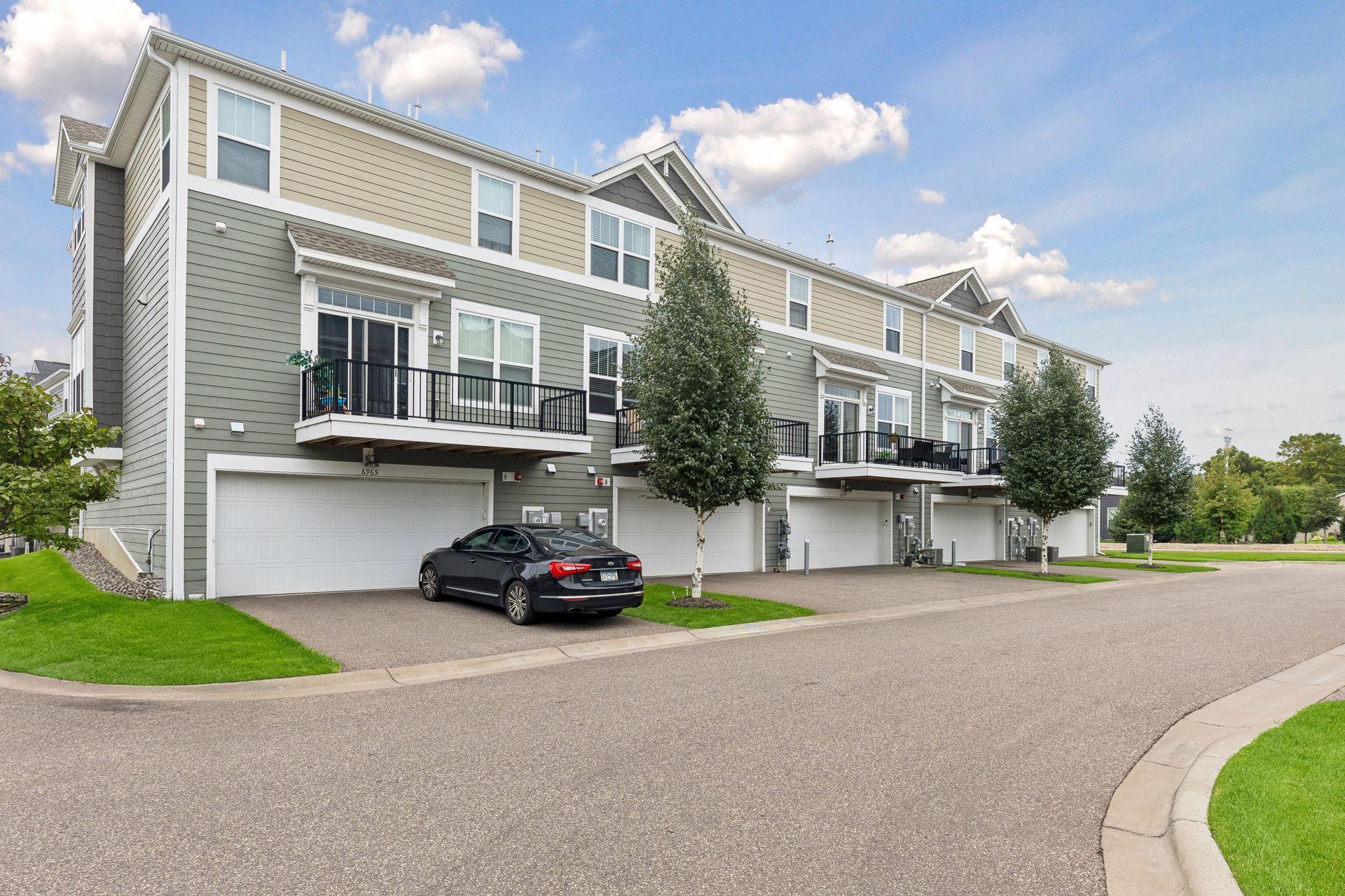 View of Residential at 6957 Locke Pointe Drive, Fridley MN 55432, Fridley (40 of 45) - Mike Wilen | Minnesota Team Real Estate
