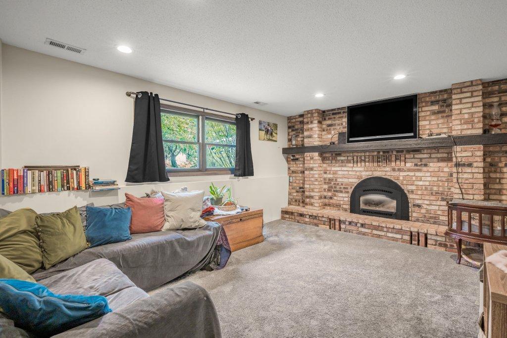 View of Residential at 13454 Jonquil Street, Andover MN 55304, Andover (18 of 29) - Mike Wilen | Minnesota Team Real Estate