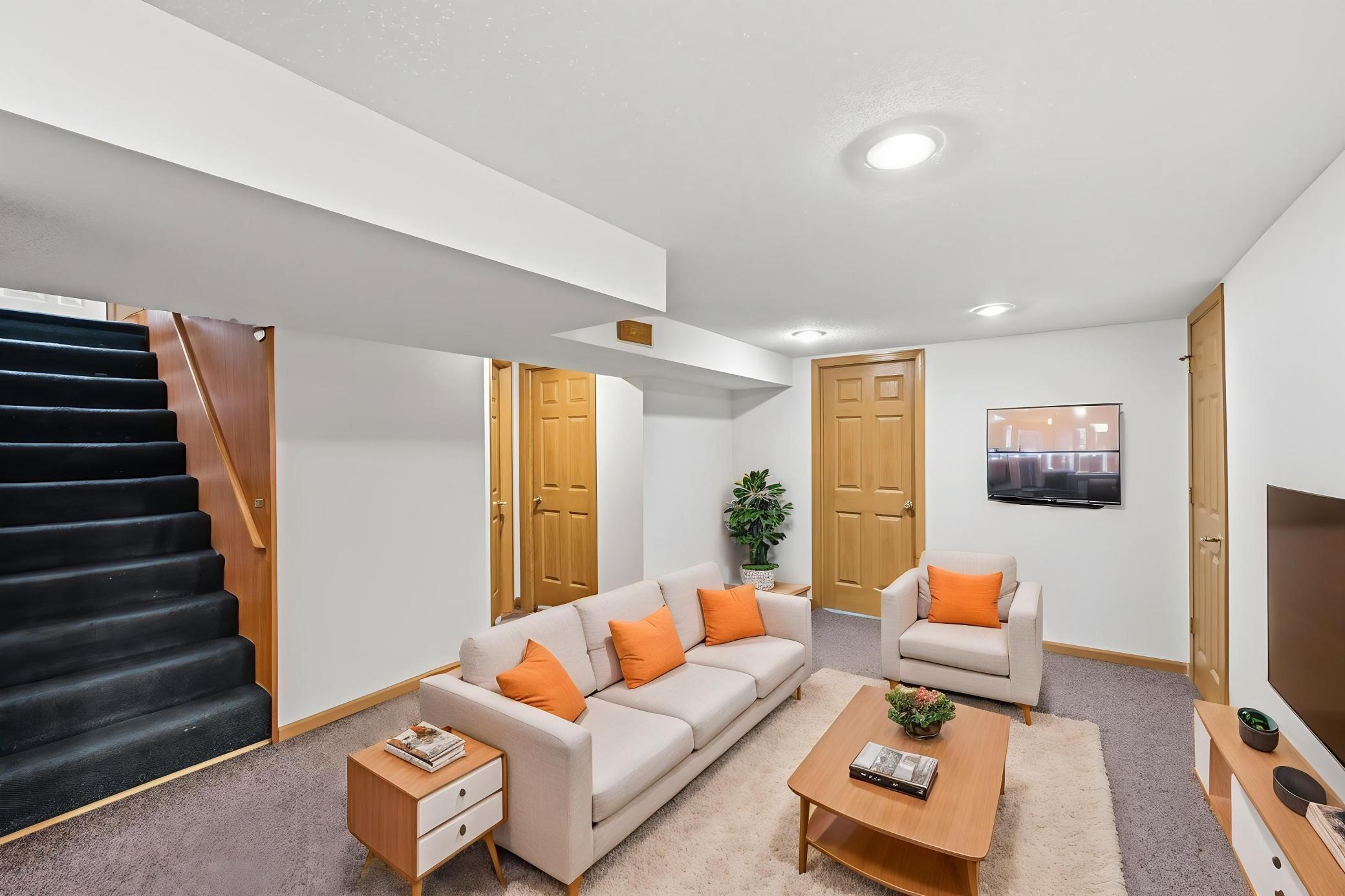 View of Residential at 4070 Jay Lane, White Bear Lake MN 55110, White Bear Lake (16 of 28) - Mike Wilen | Minnesota Team Real Estate