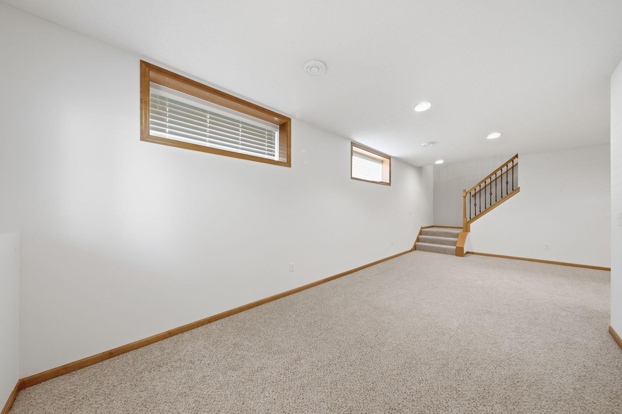 View of Residential at 1698 Alphon Drive, Victoria MN 55386, Victoria (27 of 38) - Mike Wilen | Minnesota Team Real Estate