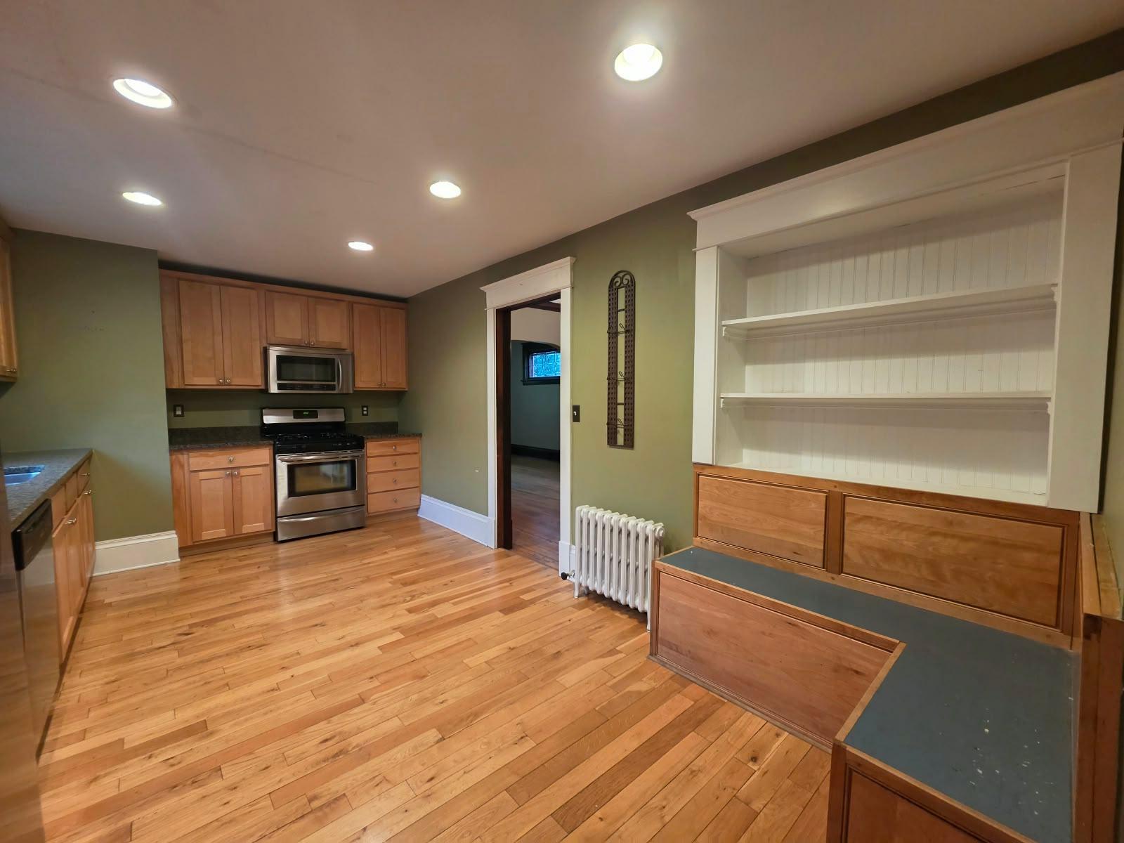 View of Residential at 1471 Iglehart Avenue, Saint Paul MN 55104, Saint Paul (4 of 12) - Mike Wilen | Minnesota Team Real Estate