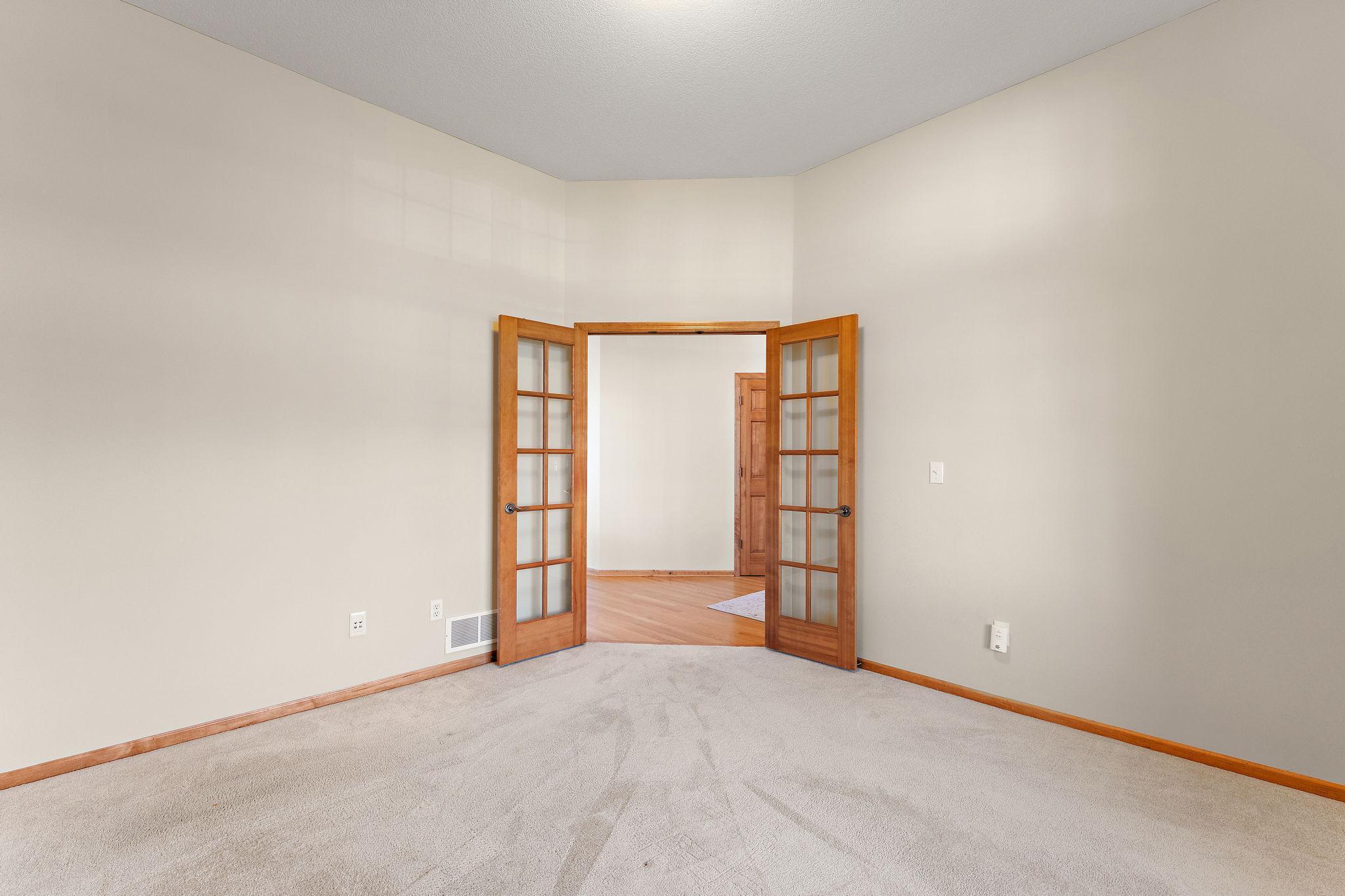 View of Residential at 10547 Hawthorn Court, Woodbury MN 55129, Woodbury (31 of 48) - Mike Wilen | Minnesota Team Real Estate