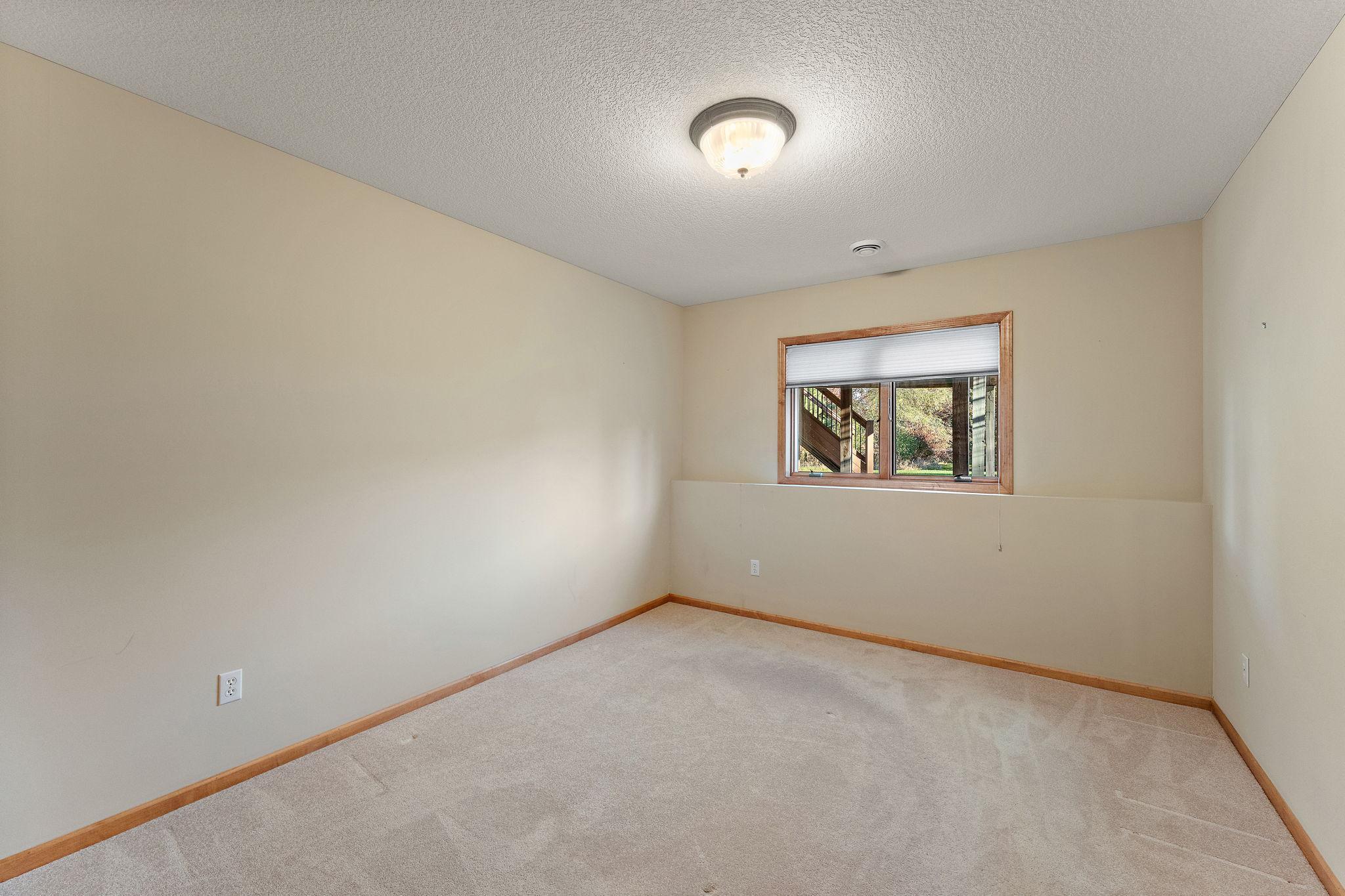 View of Residential at 10547 Hawthorn Court, Woodbury MN 55129, Woodbury (28 of 48) - Mike Wilen | Minnesota Team Real Estate