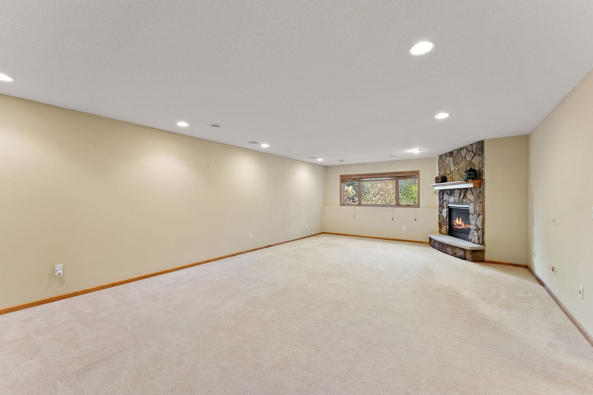 View of Residential at 10547 Hawthorn Court, Woodbury MN 55129, Woodbury (28 of 49) - Mike Wilen | Minnesota Team Real Estate