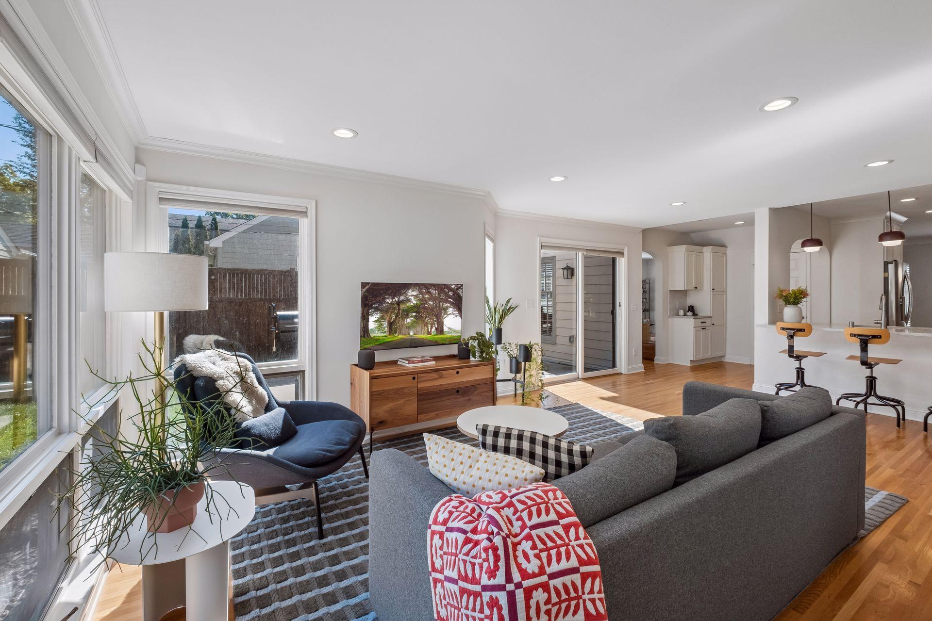 View of Residential at 2019 Bayard Avenue, Saint Paul MN 55116, Saint Paul (14 of 56) - Mike Wilen | Minnesota Team Real Estate