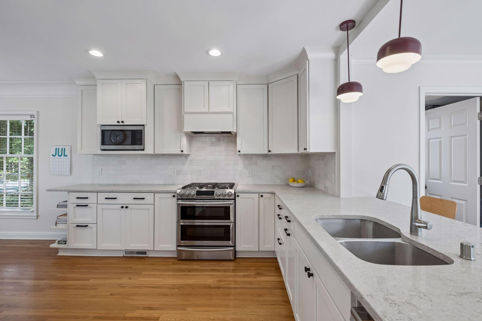 View of Residential at 2019 Bayard Avenue, Saint Paul MN 55116, Saint Paul (9 of 56) - Mike Wilen | Minnesota Team Real Estate