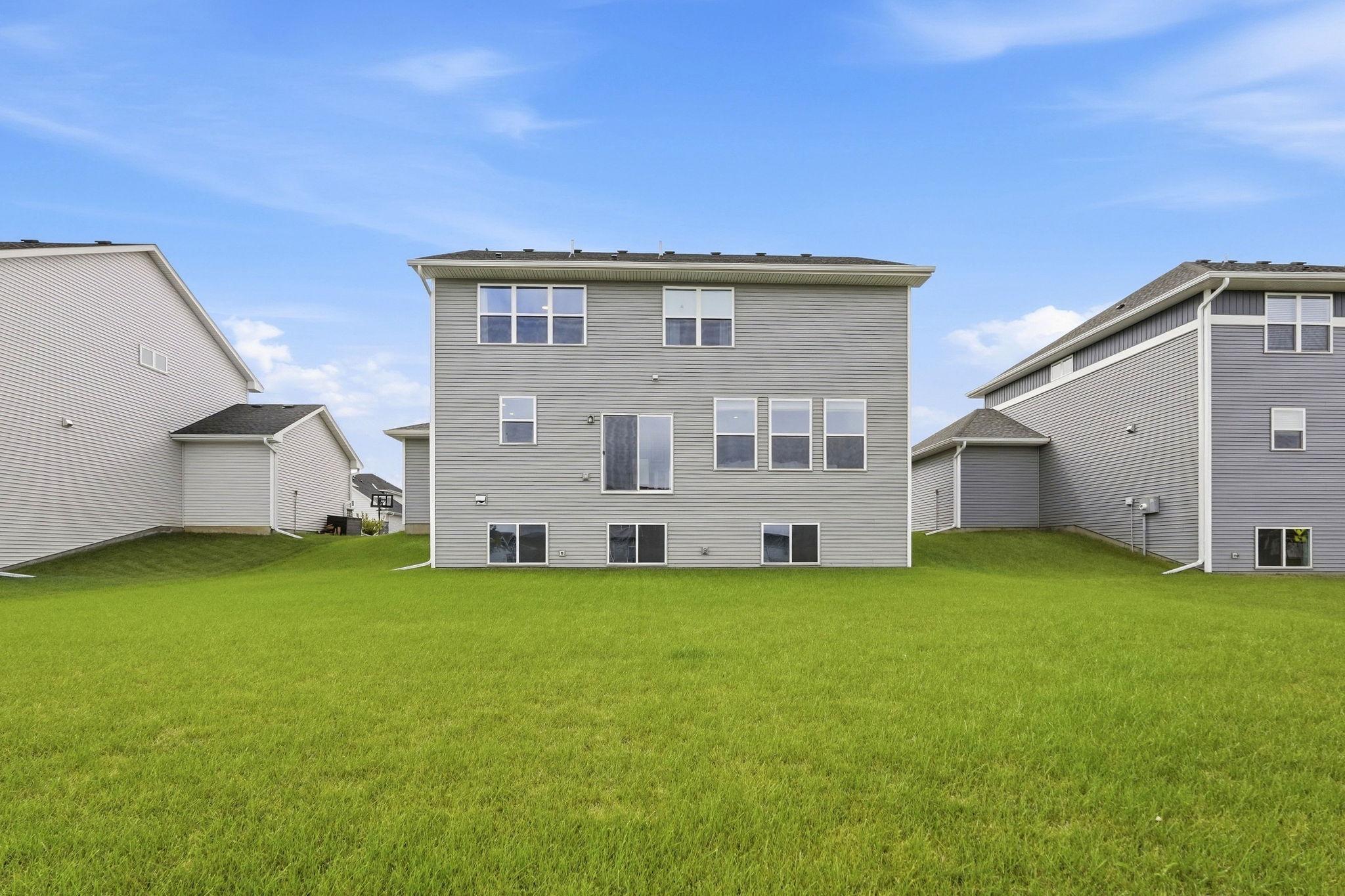 View of Residential at 4043 Heath Lane, Oakdale MN 55128, Oakdale (55 of 59) - Mike Wilen | Minnesota Team Real Estate