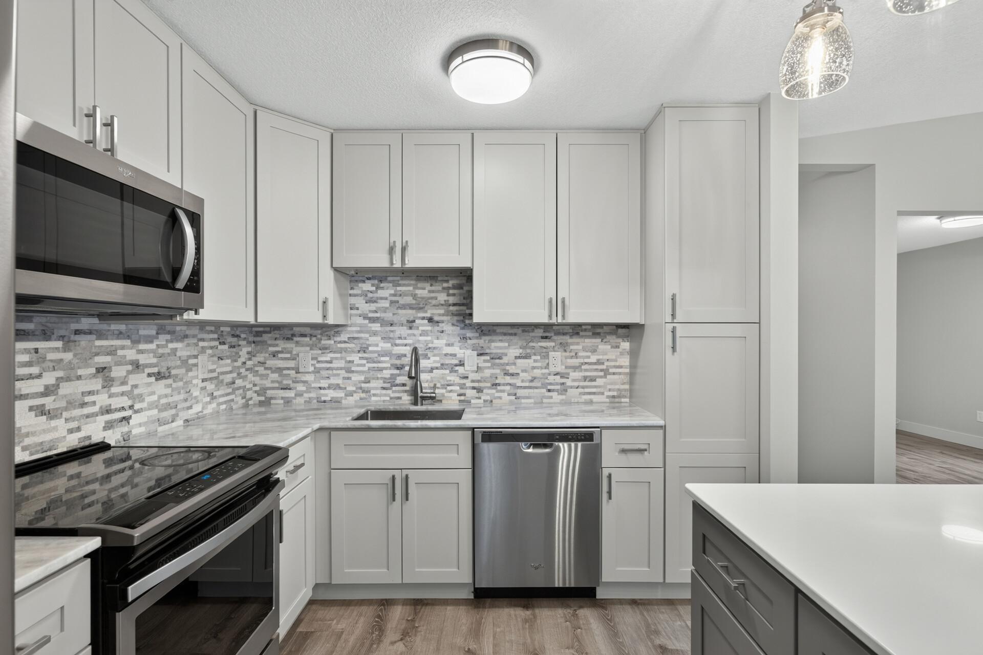 View of Residential at 2261 Wildwood Circle, Minnetonka MN 55305, Minnetonka (11 of 29) - Mike Wilen | Minnesota Team Real Estate