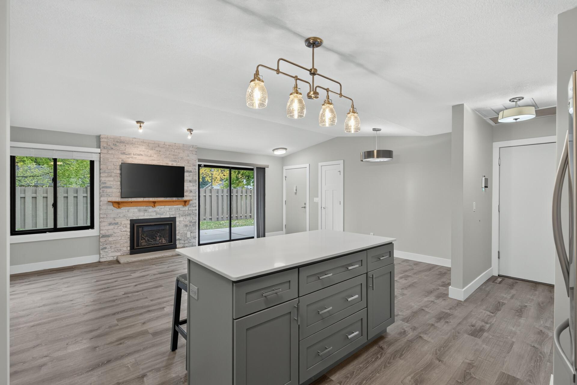 View of Residential at 2261 Wildwood Circle, Minnetonka MN 55305, Minnetonka (10 of 29) - Mike Wilen | Minnesota Team Real Estate