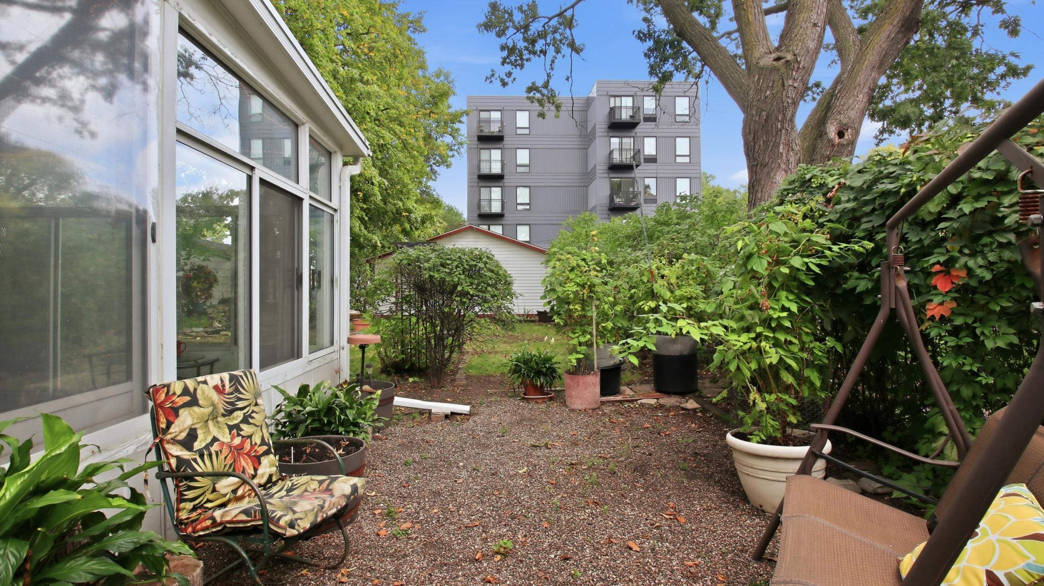 View of Residential at 820 5th Avenue, Minneapolis MN 55414, Minneapolis (40 of 41) - Mike Wilen | Minnesota Team Real Estate