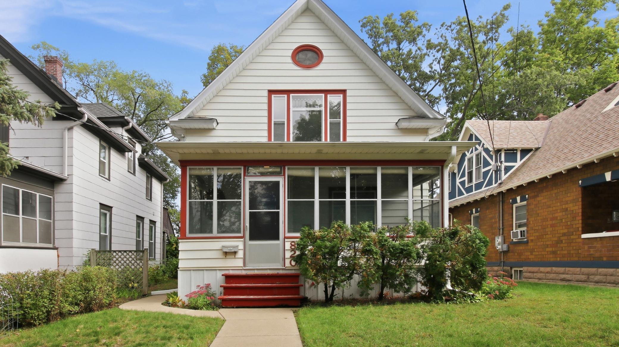 View of Single Family at 820 5th Avenue, Minneapolis - Mike Wilen | Minnesota Team Real Estate