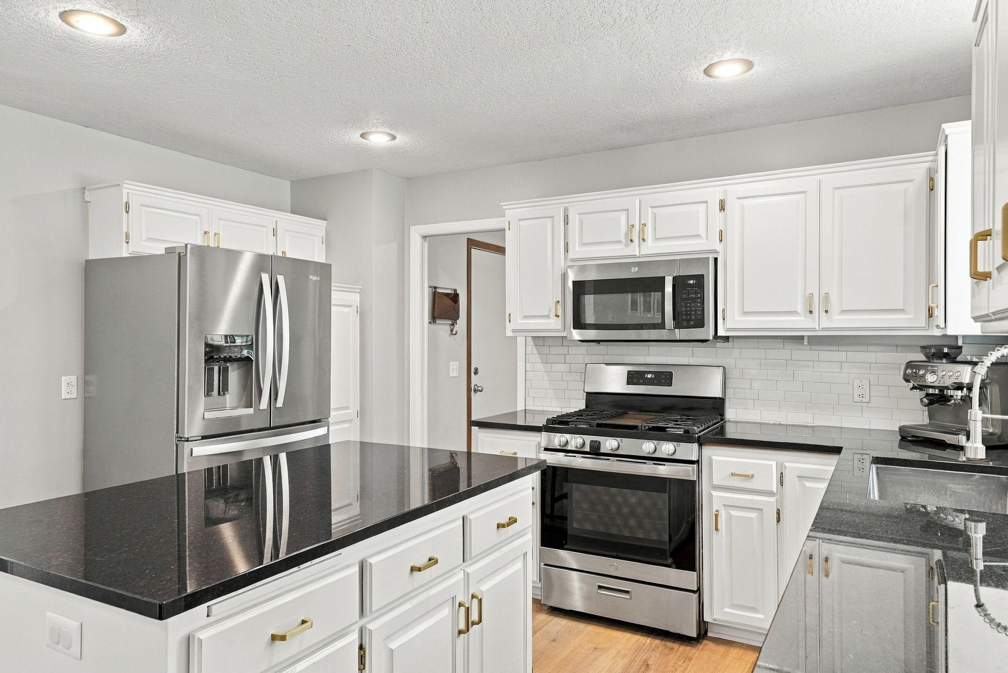 View of Residential at 1320 Wildflower Lane, Chaska MN 55318, Chaska (12 of 107) - Mike Wilen | Minnesota Team Real Estate