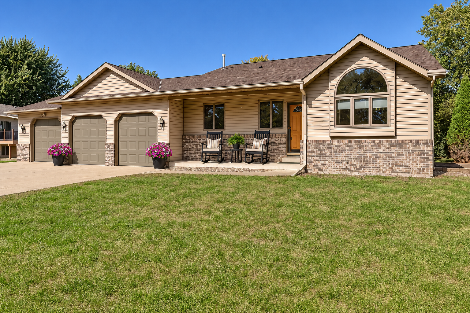 View of Single Family at 606 Columbus Avenue, New Prague - Mike Wilen | Minnesota Team Real Estate