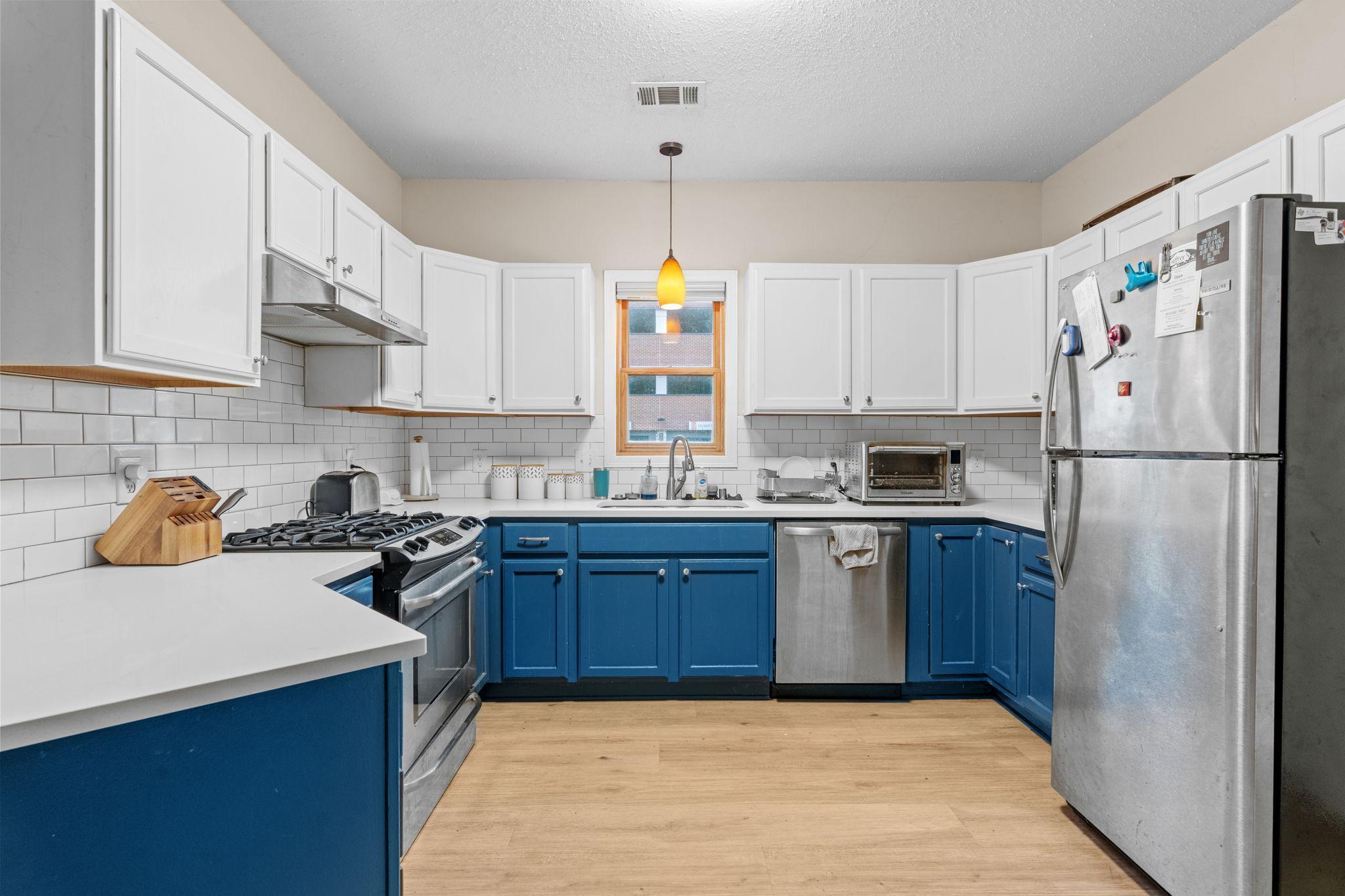 View of Residential at 500 27th Street, Minneapolis MN 55408, Minneapolis (11 of 33) - Mike Wilen | Minnesota Team Real Estate