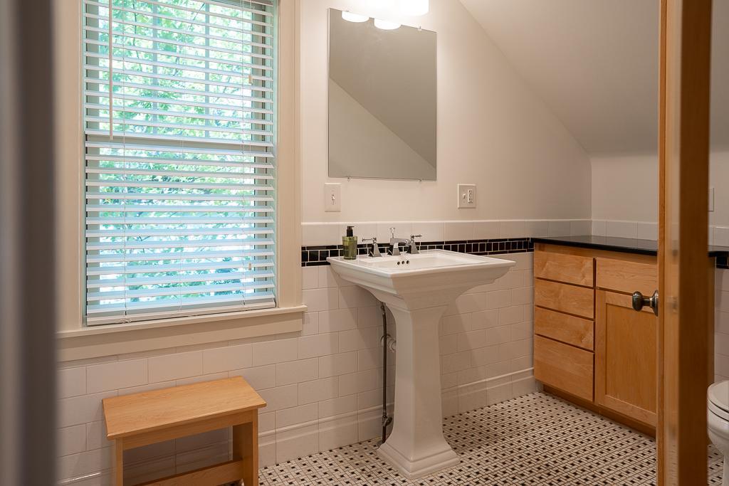 View of Residential at 3241 30th Avenue, Minneapolis MN 55406, Minneapolis (27 of 49) - Mike Wilen | Minnesota Team Real Estate
