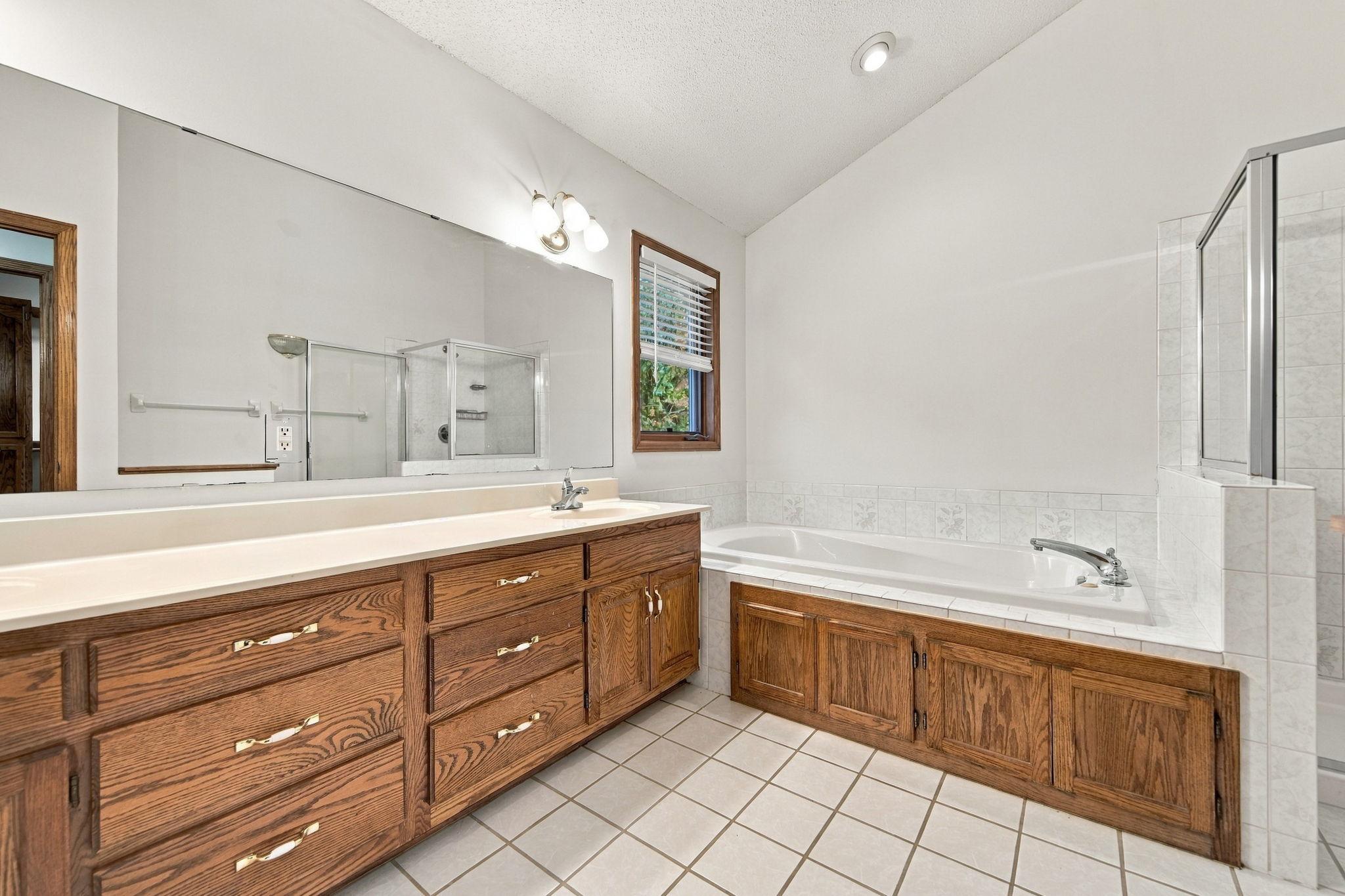 View of Residential at 17123 Jonathan Court, Lakeville MN 55044, Lakeville (52 of 77) - Mike Wilen | Minnesota Team Real Estate
