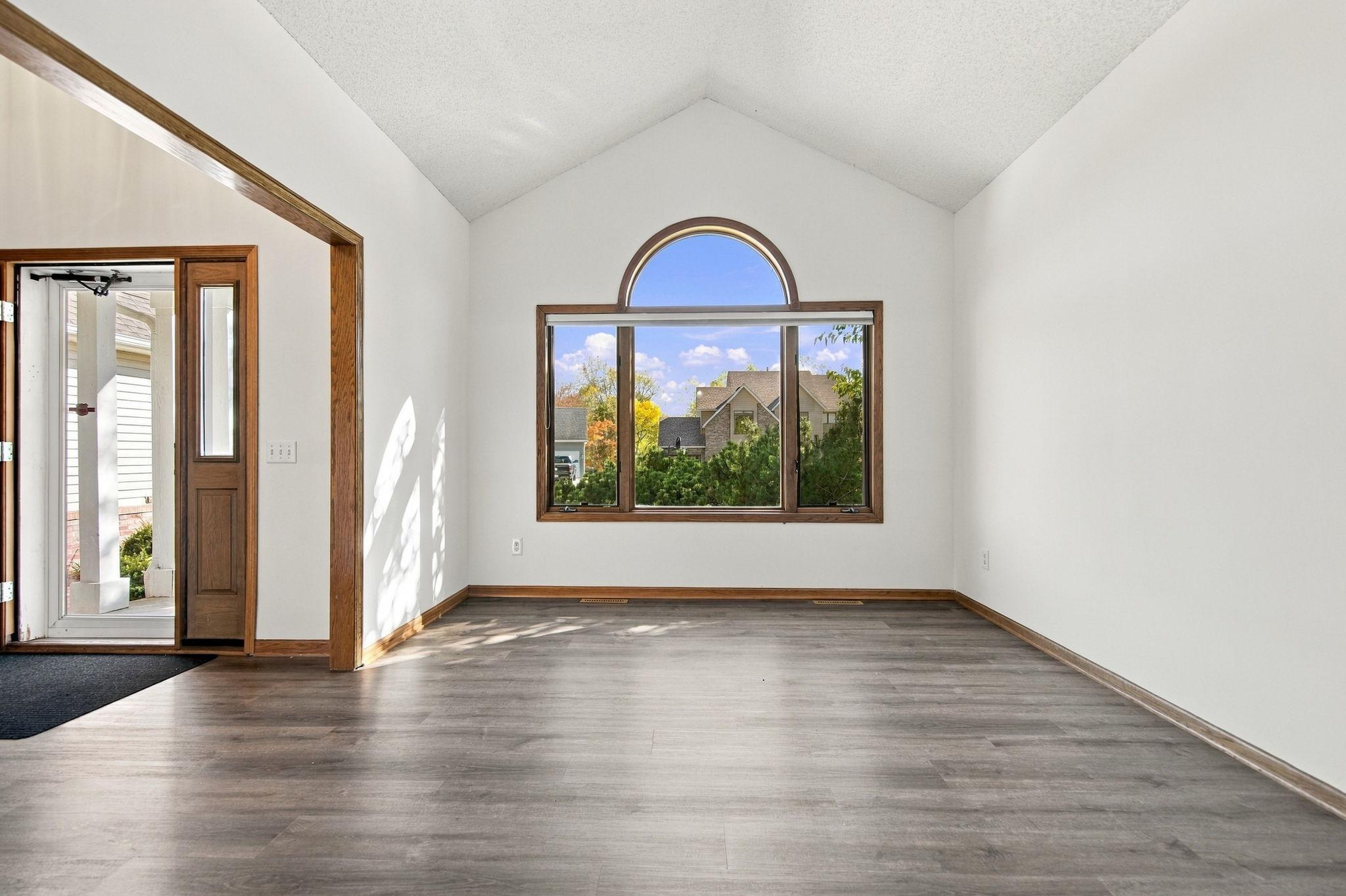 View of Residential at 17123 Jonathan Court, Lakeville MN 55044, Lakeville (17 of 77) - Mike Wilen | Minnesota Team Real Estate