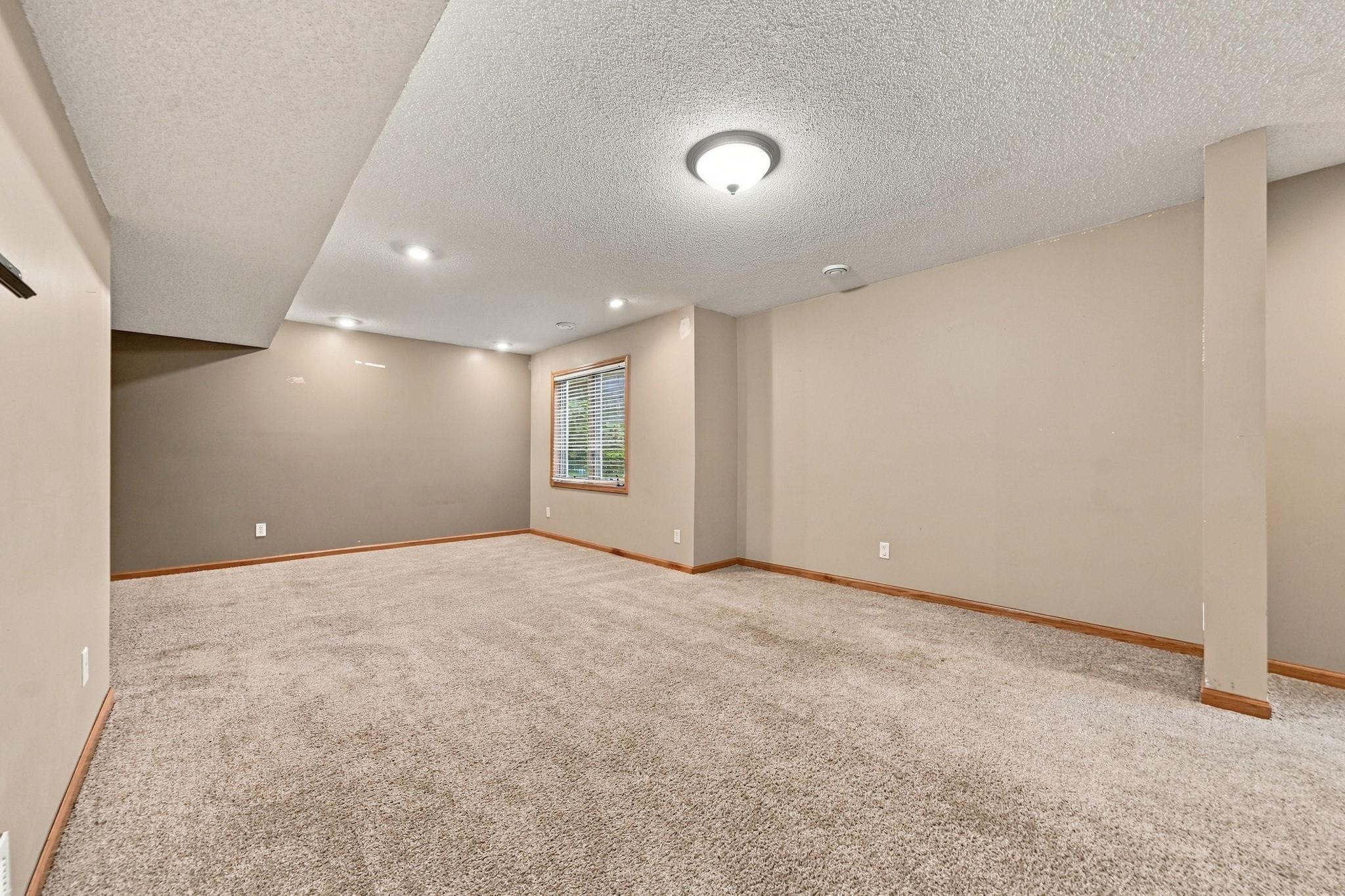 View of Residential at 17716 Hyde Park Avenue, Lakeville MN 55044, Lakeville (86 of 116) - Mike Wilen | Minnesota Team Real Estate