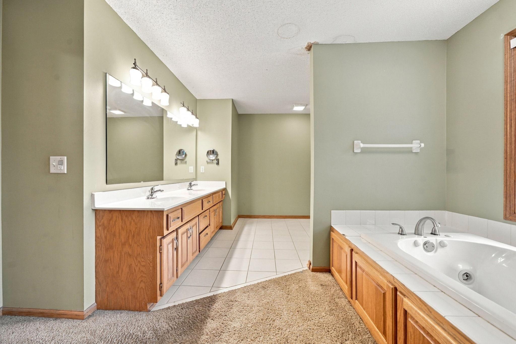 View of Residential at 17716 Hyde Park Avenue, Lakeville MN 55044, Lakeville (76 of 116) - Mike Wilen | Minnesota Team Real Estate