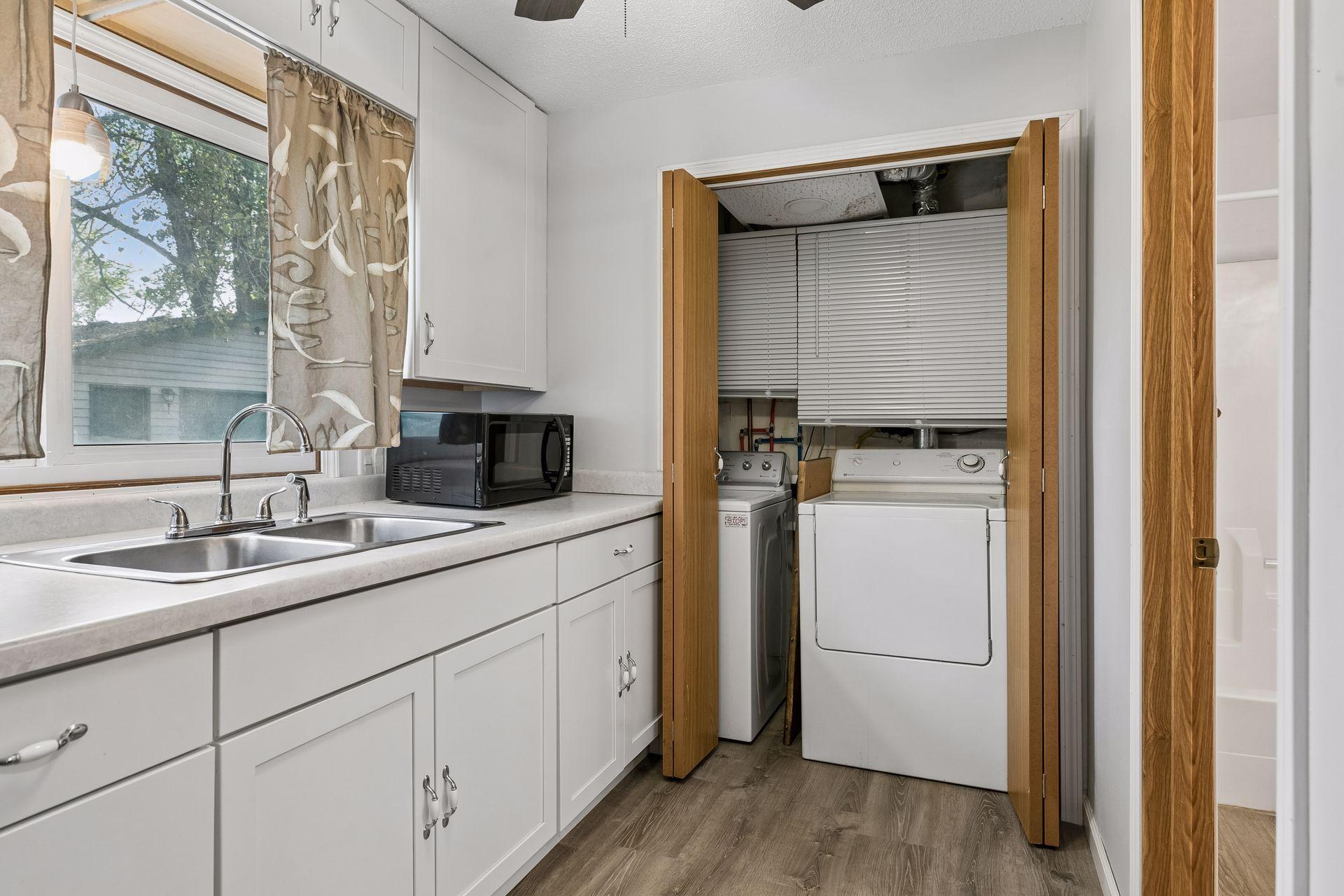 View of Residential at 750 Viking Drive, Maplewood MN 55117, Maplewood (31 of 44) - Mike Wilen | Minnesota Team Real Estate