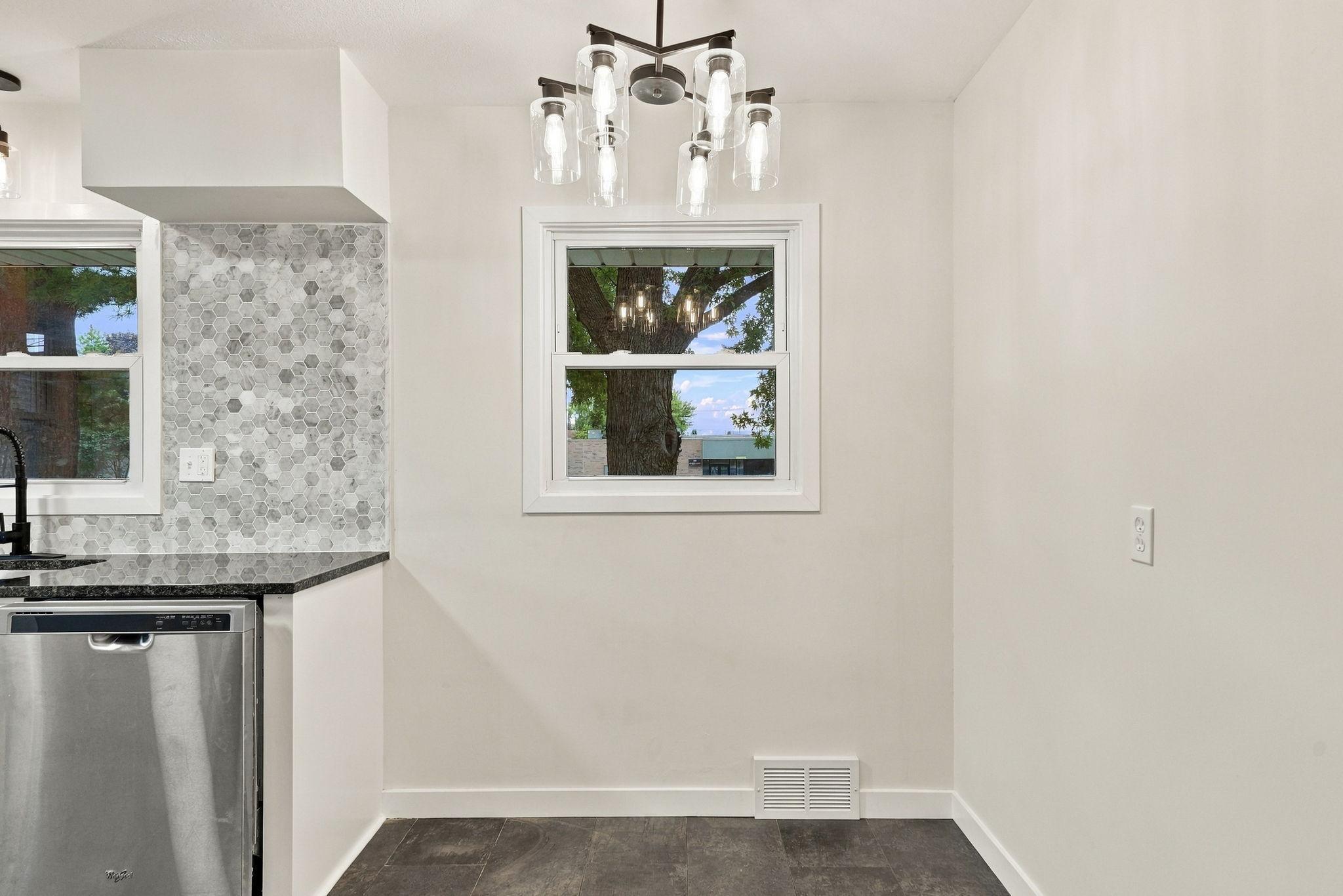 View of Residential at 1038 Larpenteur Avenue, Saint Paul MN 55113, Saint Paul (21 of 66) - Mike Wilen | Minnesota Team Real Estate