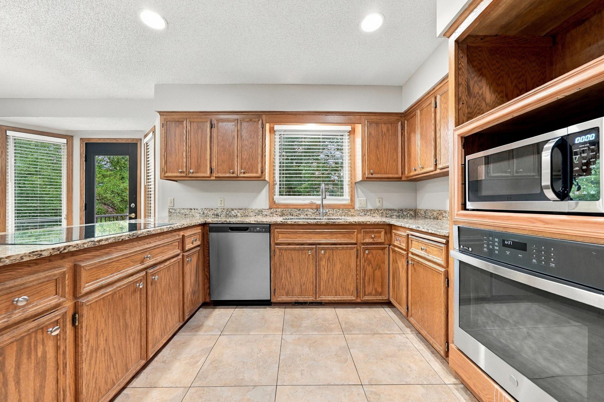 View of Residential at 13610 Georgia Drive, Apple Valley MN 55124, Apple Valley (8 of 81) - Mike Wilen | Minnesota Team Real Estate