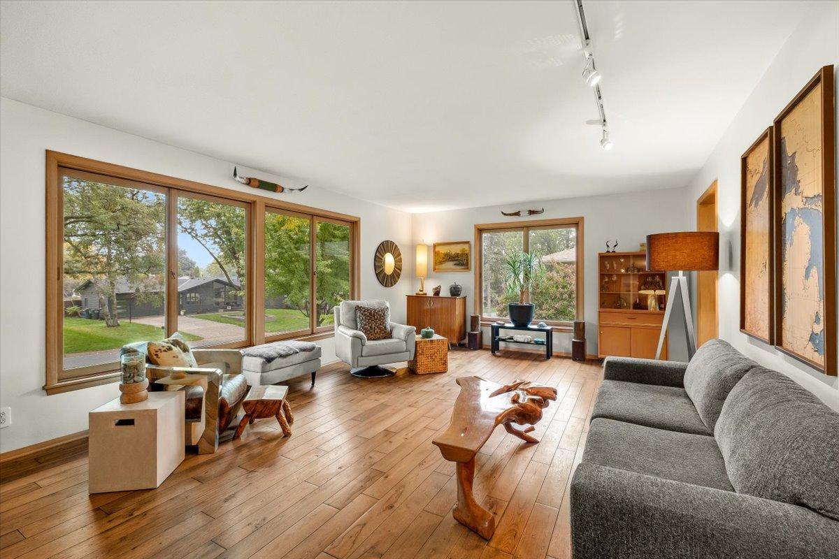 View of Residential at 140 Brunswick Avenue, Golden Valley MN 55416, Golden Valley (4 of 41) - Mike Wilen | Minnesota Team Real Estate