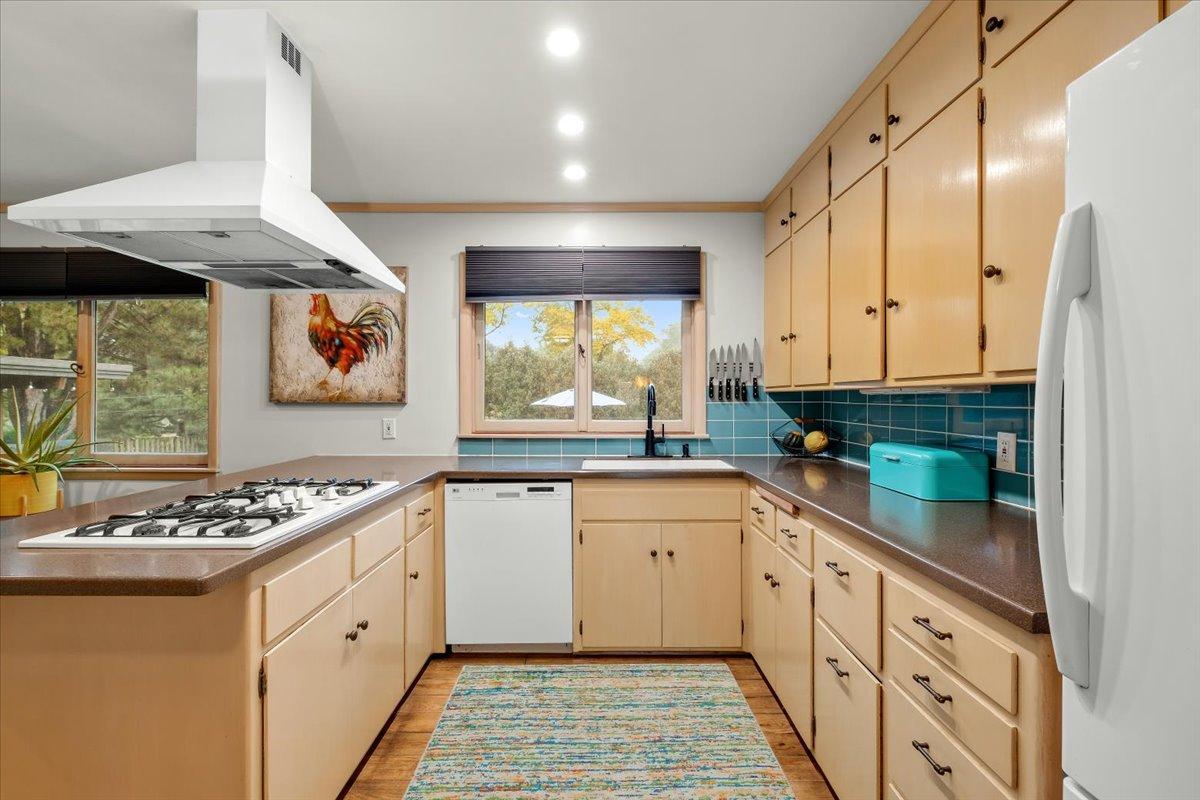 View of Residential at 140 Brunswick Avenue, Golden Valley MN 55416, Golden Valley (13 of 41) - Mike Wilen | Minnesota Team Real Estate