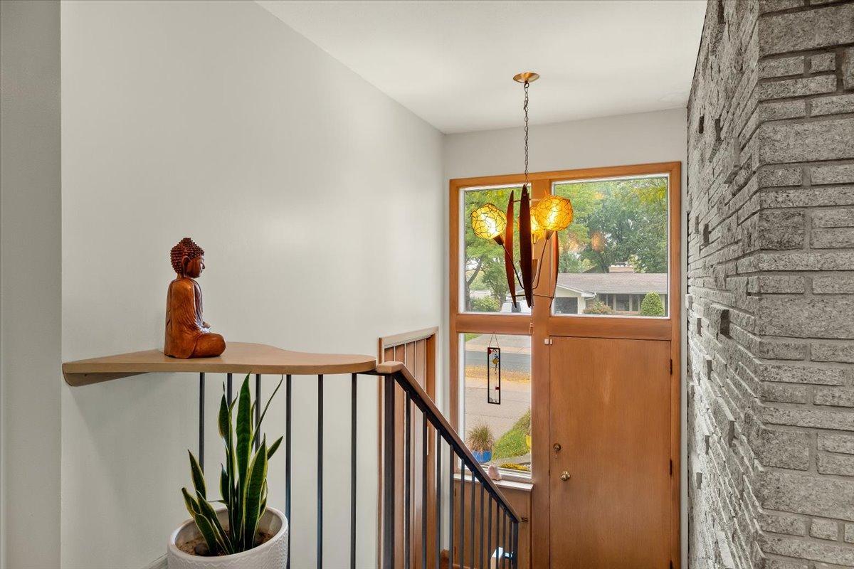 View of Residential at 140 Brunswick Avenue, Golden Valley MN 55416, Golden Valley (25 of 41) - Mike Wilen | Minnesota Team Real Estate