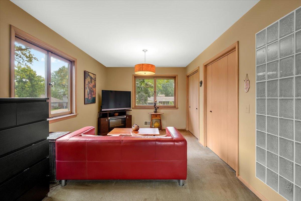 View of Residential at 140 Brunswick Avenue, Golden Valley MN 55416, Golden Valley (22 of 41) - Mike Wilen | Minnesota Team Real Estate
