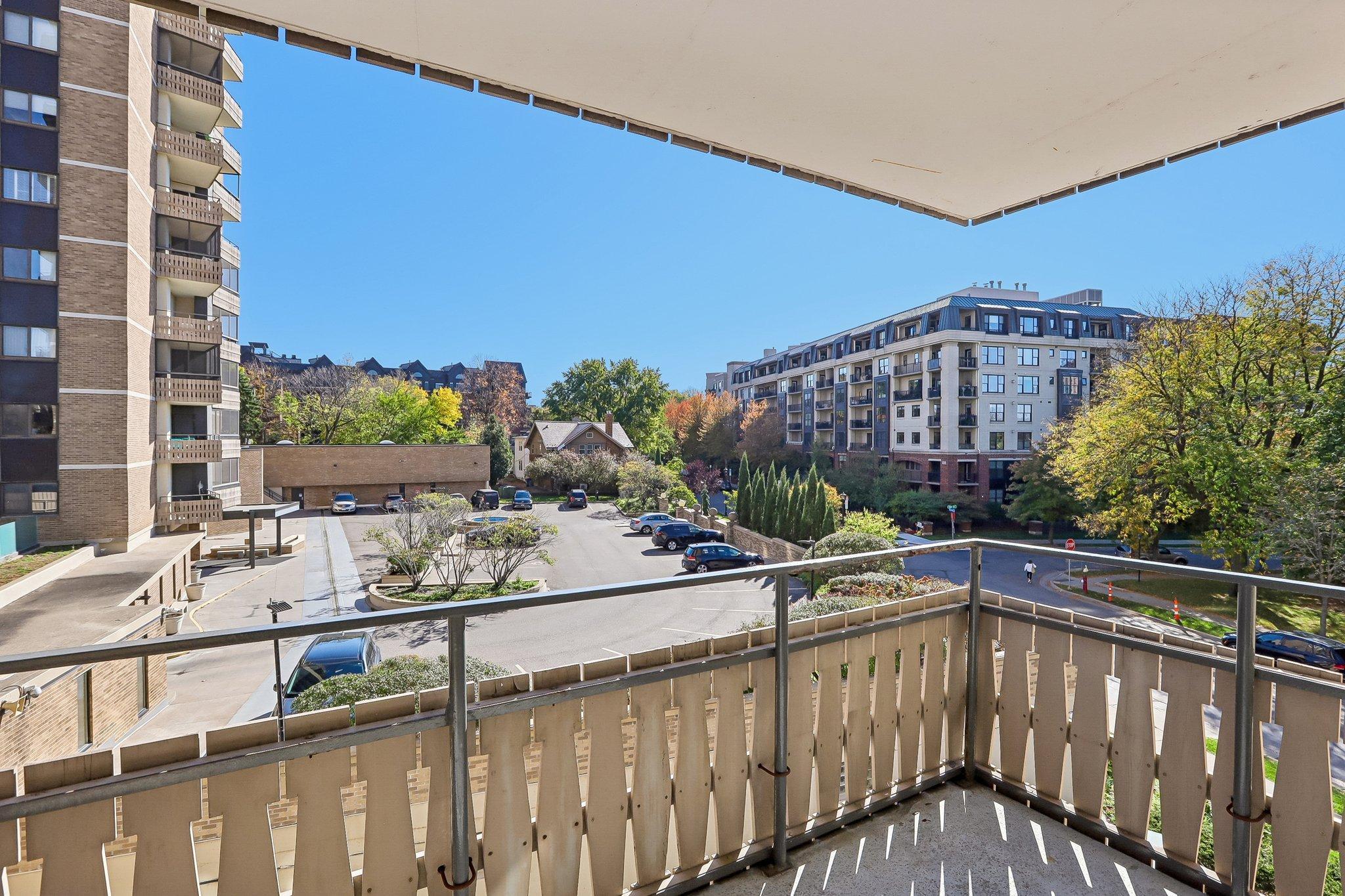 View of Residential at 410 Groveland Avenue #305, Minneapolis MN 55403, Minneapolis (24 of 41) - Mike Wilen | Minnesota Team Real Estate