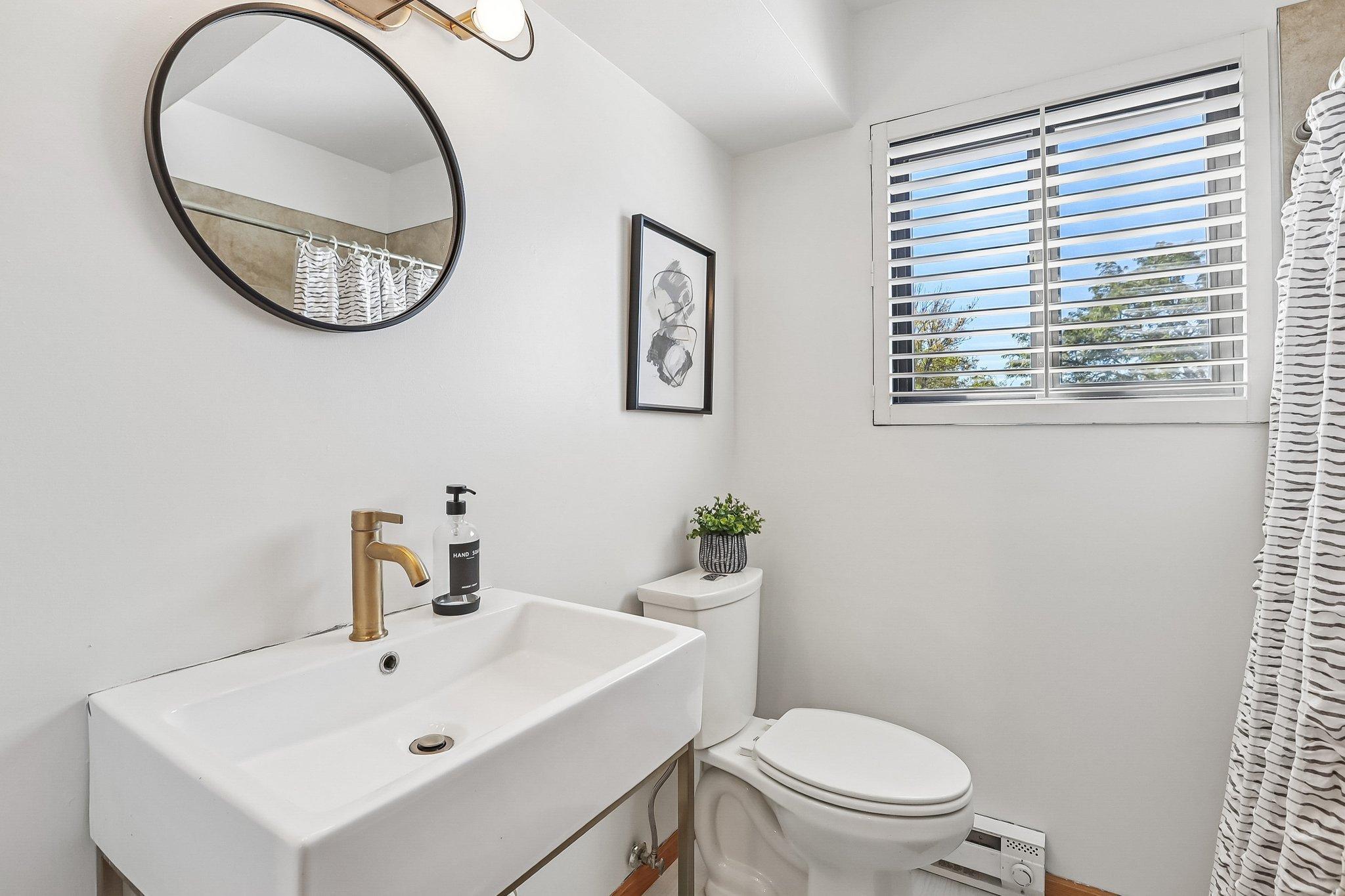 View of Residential at 410 Groveland Avenue #305, Minneapolis MN 55403, Minneapolis (21 of 41) - Mike Wilen | Minnesota Team Real Estate