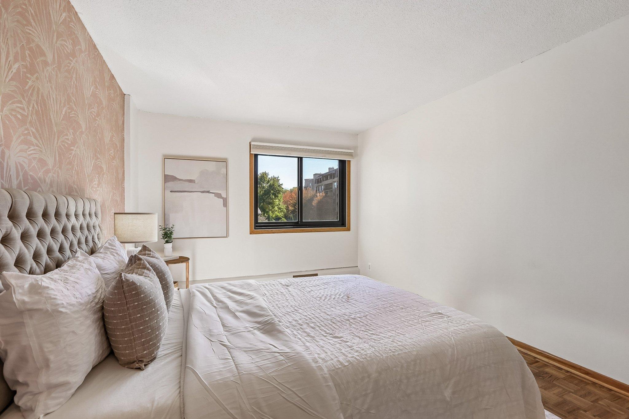 View of Residential at 410 Groveland Avenue #305, Minneapolis MN 55403, Minneapolis (13 of 41) - Mike Wilen | Minnesota Team Real Estate