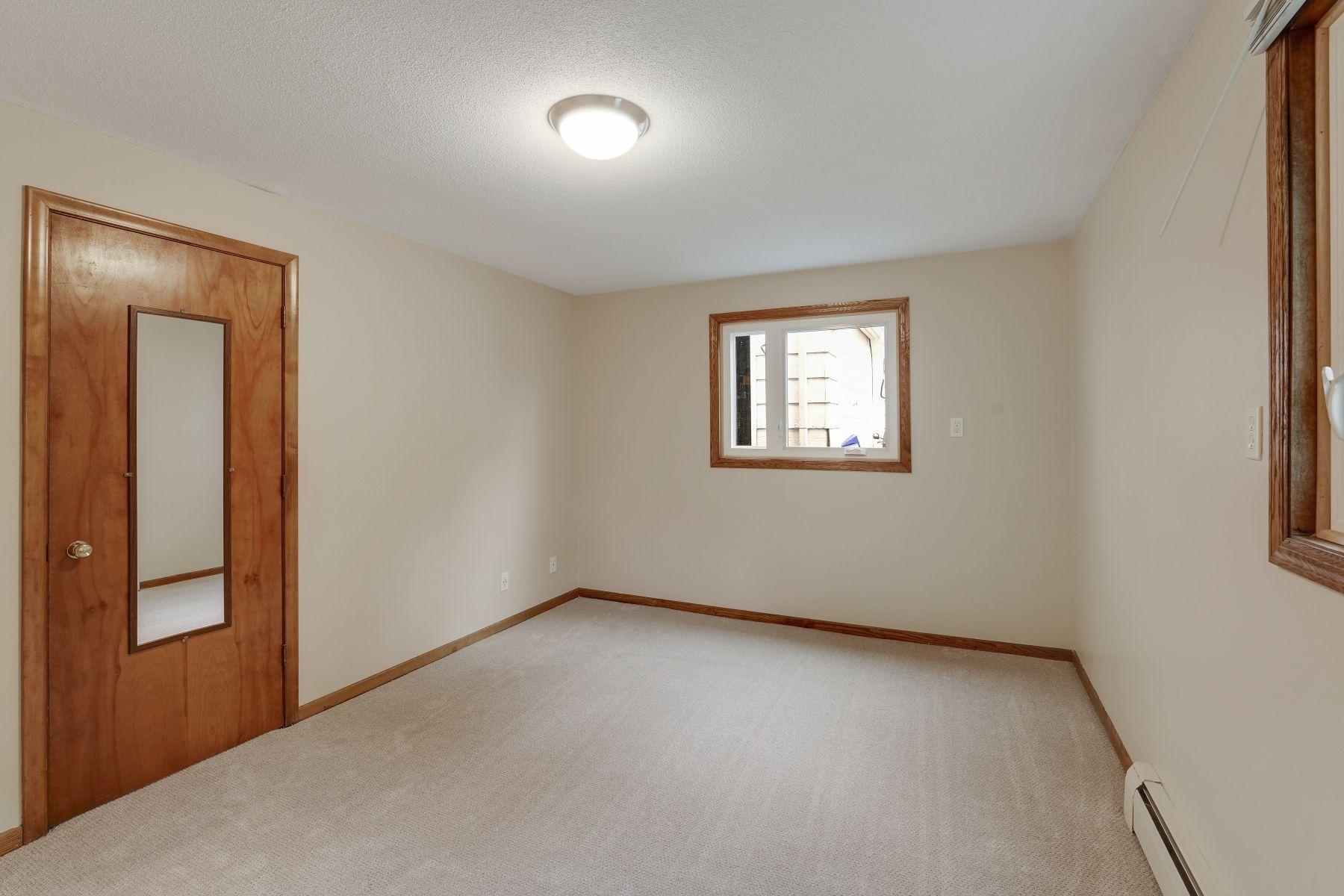 View of Residential Income at 305-307 Reno Street, Wayzata MN 55391, Wayzata (7 of 32) - Mike Wilen | Minnesota Team Real Estate