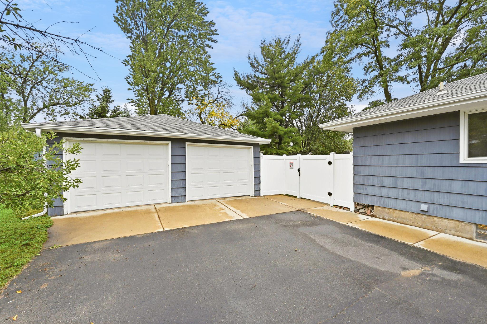 View of Residential at 9228 Washington Street, Blaine MN 55434, Blaine (5 of 53) - Mike Wilen | Minnesota Team Real Estate