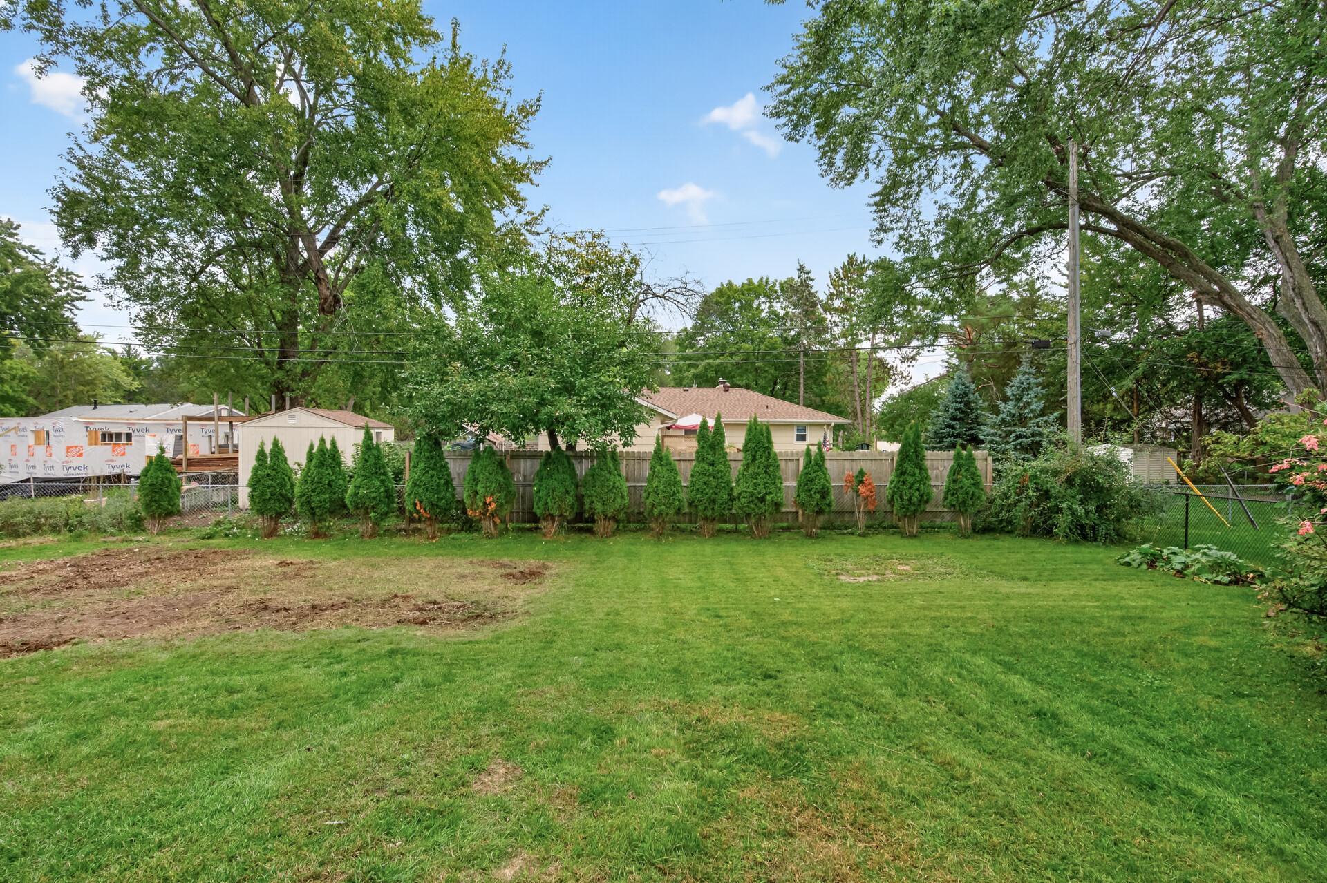 View of Residential at 13819 Bellevue Drive, Minnetonka MN 55345, Minnetonka (37 of 45) - Mike Wilen | Minnesota Team Real Estate
