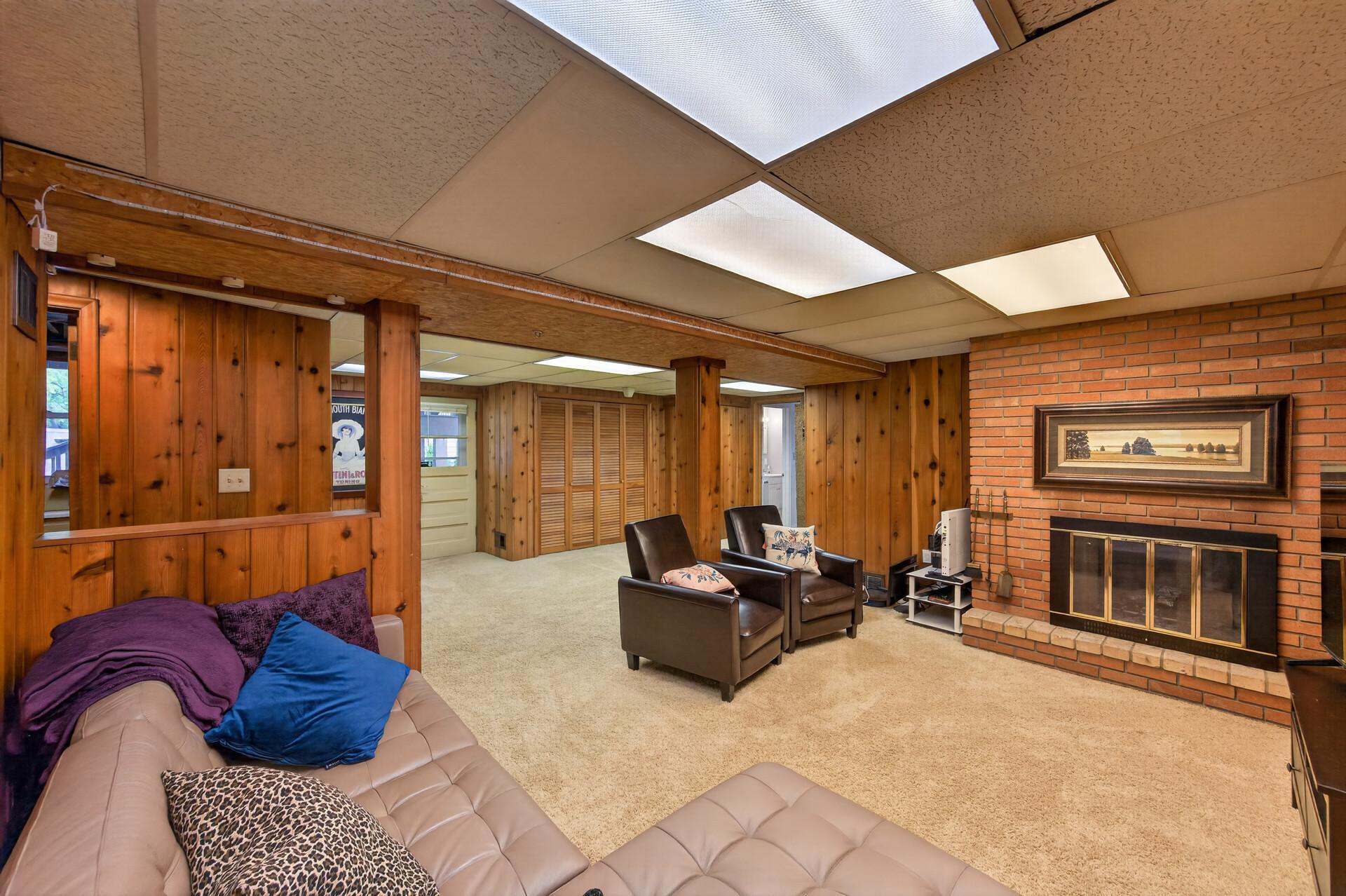 View of Residential at 13819 Bellevue Drive, Minnetonka MN 55345, Minnetonka (26 of 45) - Mike Wilen | Minnesota Team Real Estate