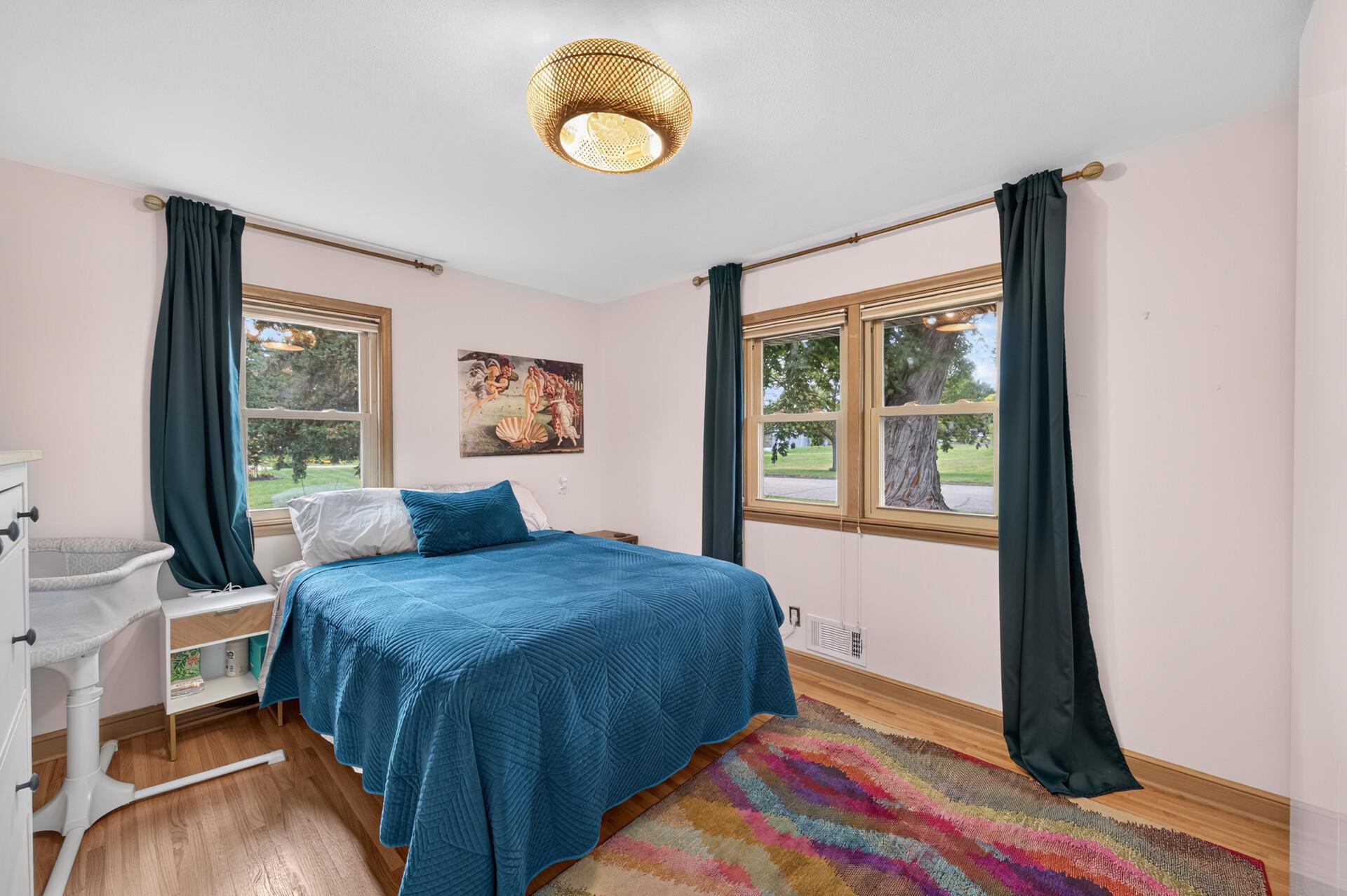 View of Residential at 13819 Bellevue Drive, Minnetonka MN 55345, Minnetonka (18 of 45) - Mike Wilen | Minnesota Team Real Estate