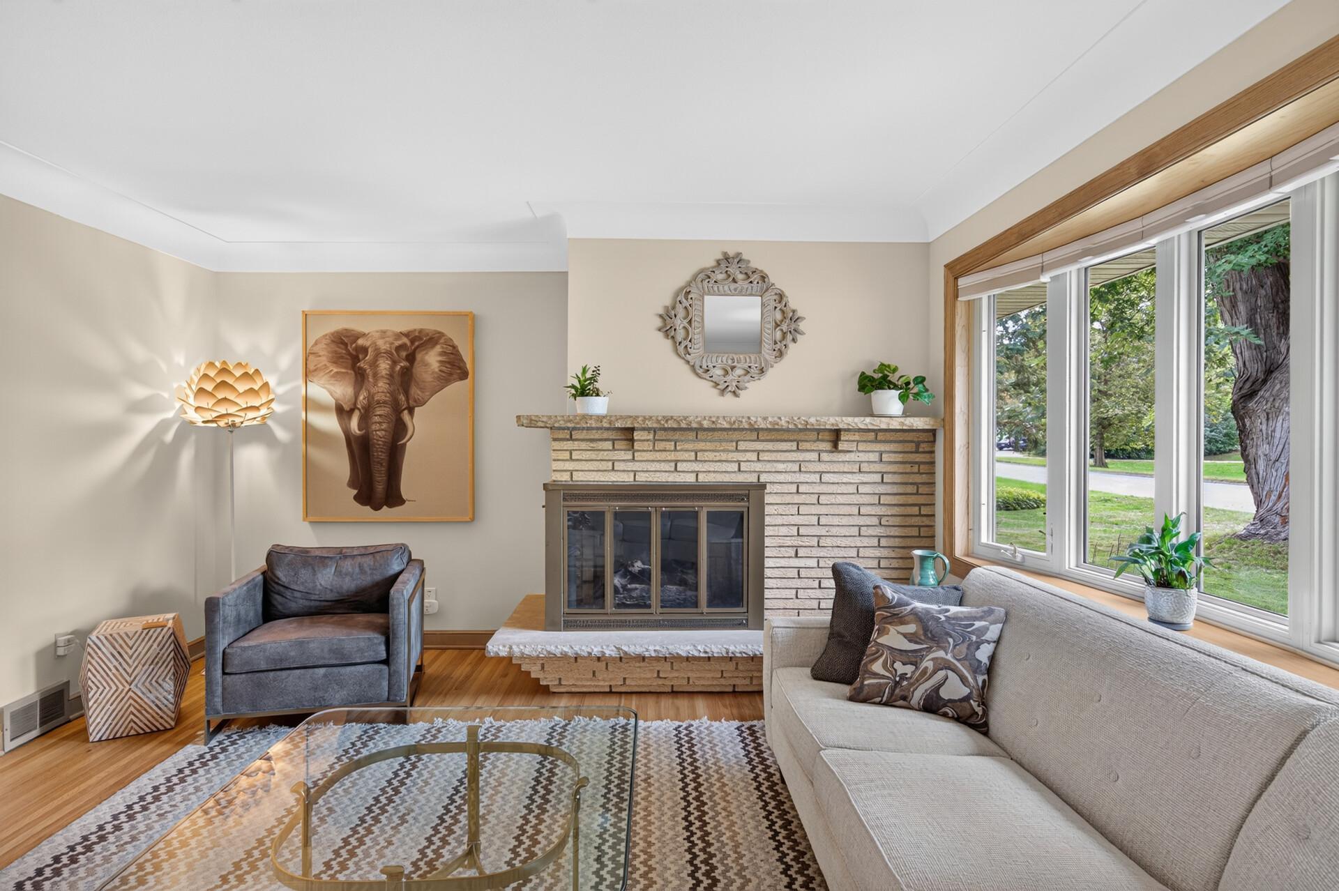 View of Residential at 13819 Bellevue Drive, Minnetonka MN 55345, Minnetonka (8 of 45) - Mike Wilen | Minnesota Team Real Estate