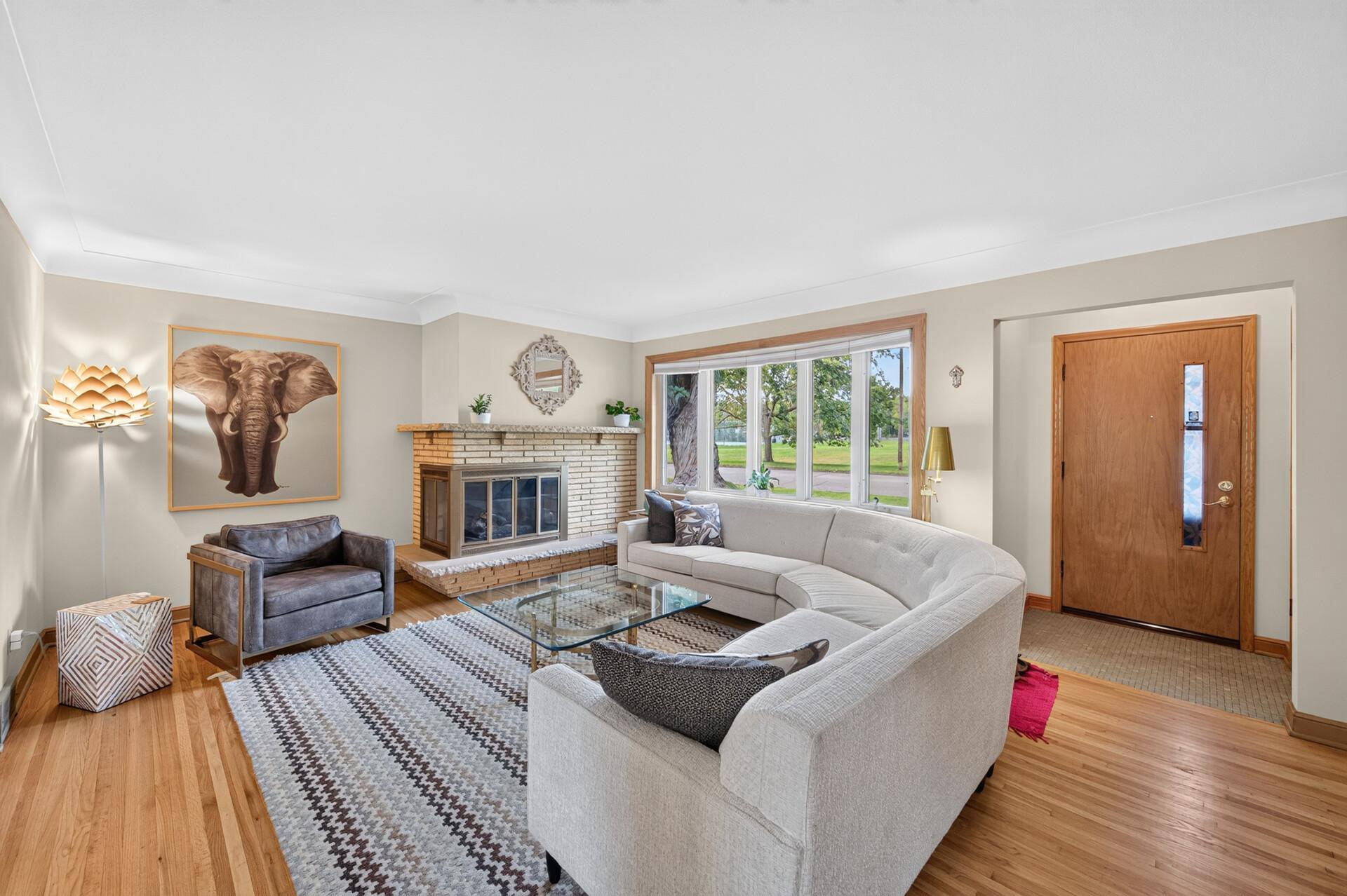 View of Residential at 13819 Bellevue Drive, Minnetonka MN 55345, Minnetonka (5 of 45) - Mike Wilen | Minnesota Team Real Estate